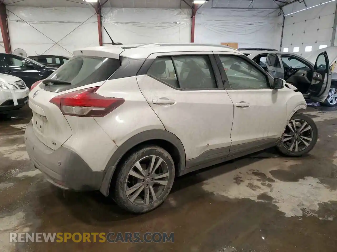 3 Photograph of a damaged car 3N1CP5CVXLL560101 NISSAN KICKS 2020