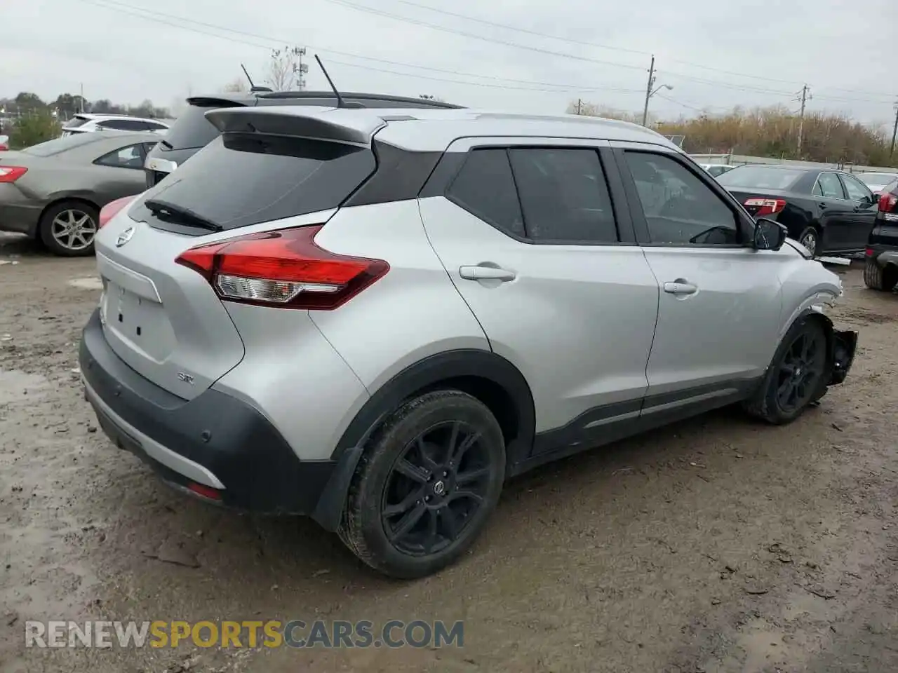 3 Photograph of a damaged car 3N1CP5DV0LL576404 NISSAN KICKS 2020
