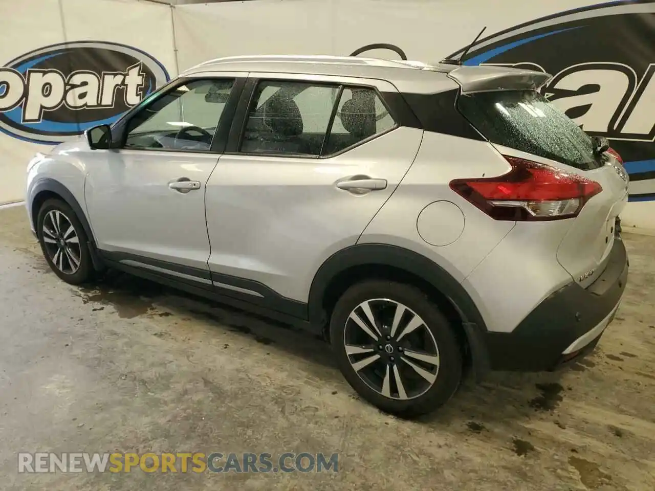 2 Photograph of a damaged car 3N1CP5DV1LL520830 NISSAN KICKS 2020