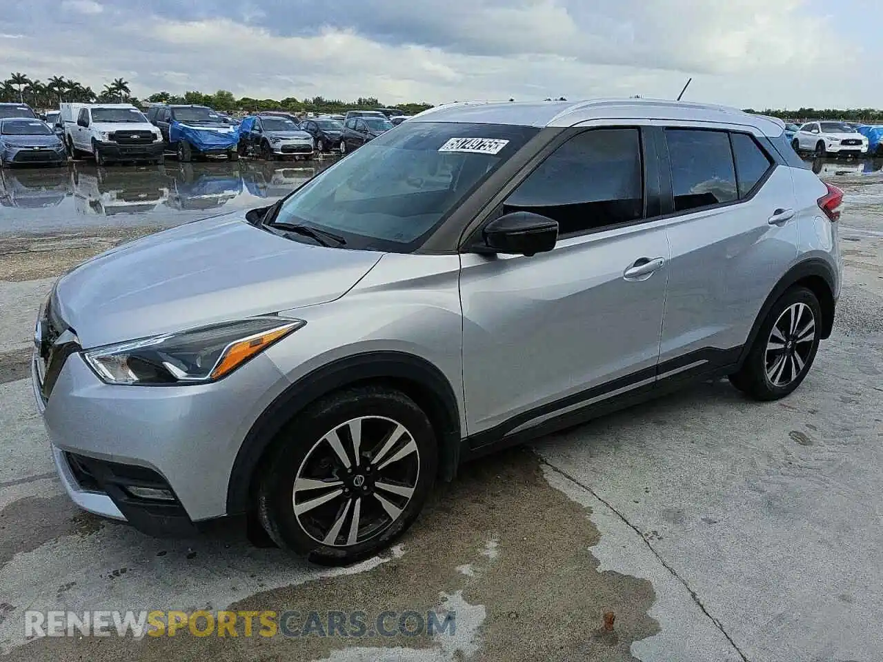 1 Photograph of a damaged car 3N1CP5DV7LL532884 NISSAN KICKS 2020