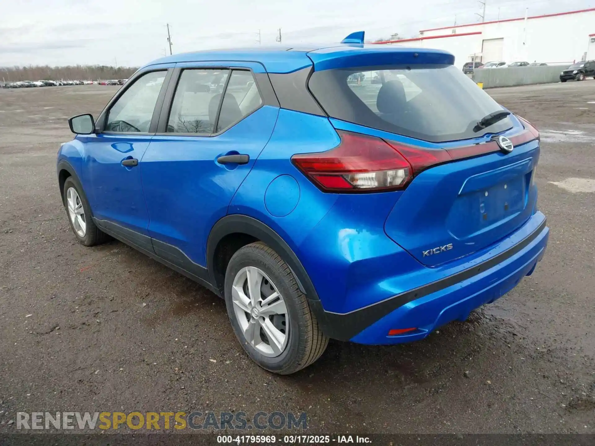 3 Photograph of a damaged car 3N1CP5BV0ML523576 NISSAN KICKS 2021