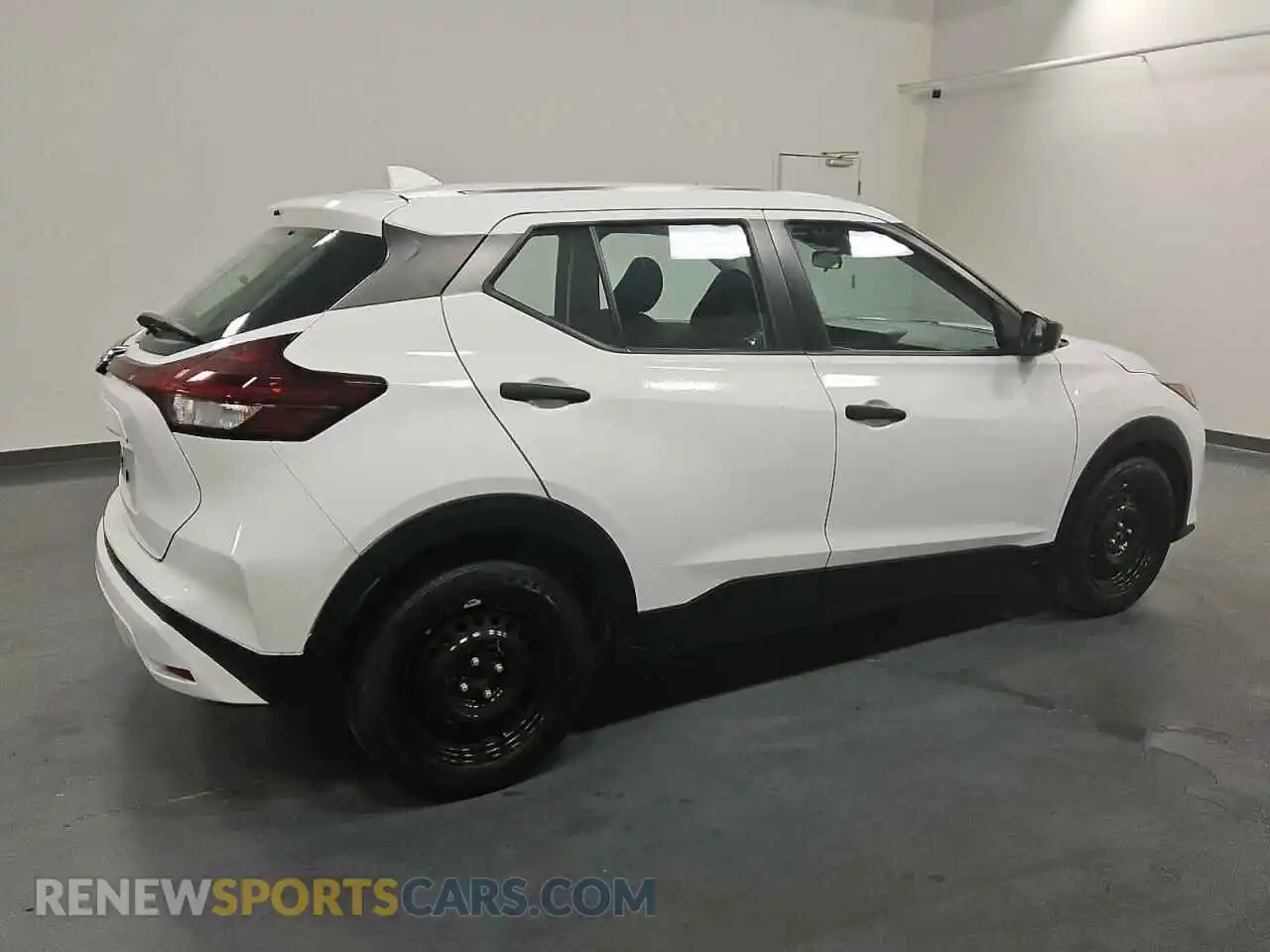 3 Photograph of a damaged car 3N1CP5BV0ML551670 NISSAN KICKS 2021