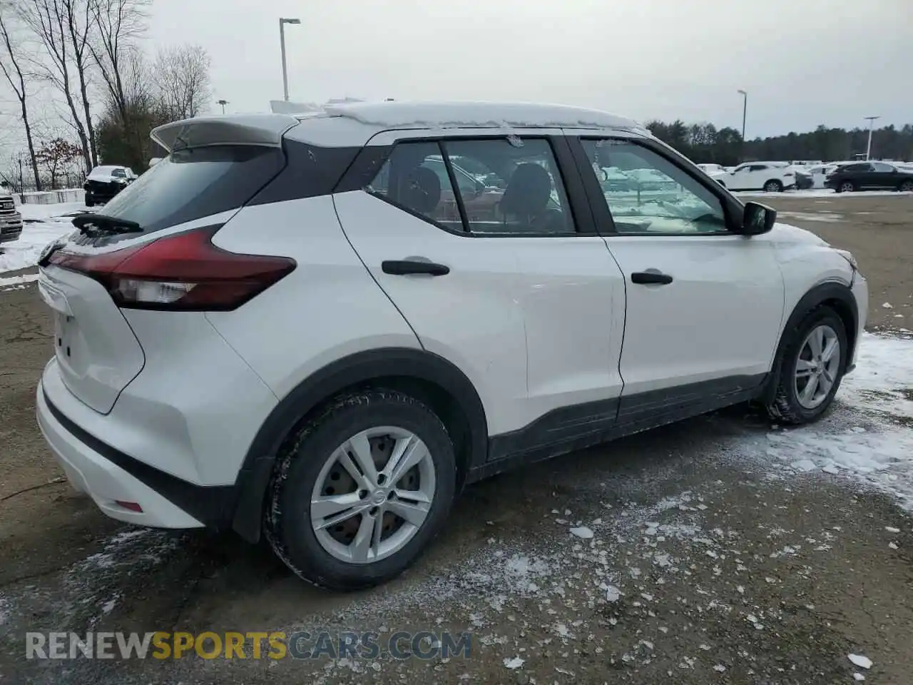 3 Photograph of a damaged car 3N1CP5BV0ML552656 NISSAN KICKS 2021
