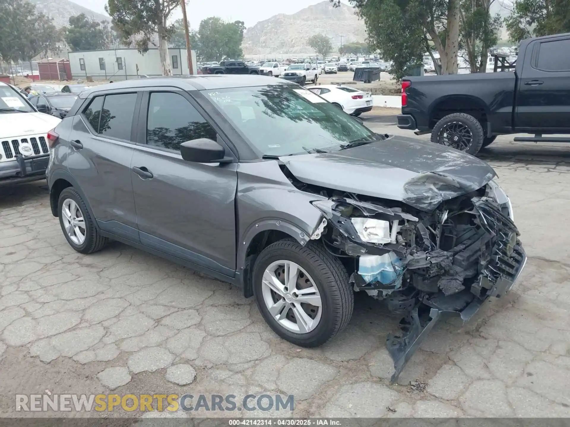 1 Photograph of a damaged car 3N1CP5BV1ML466062 NISSAN KICKS 2021