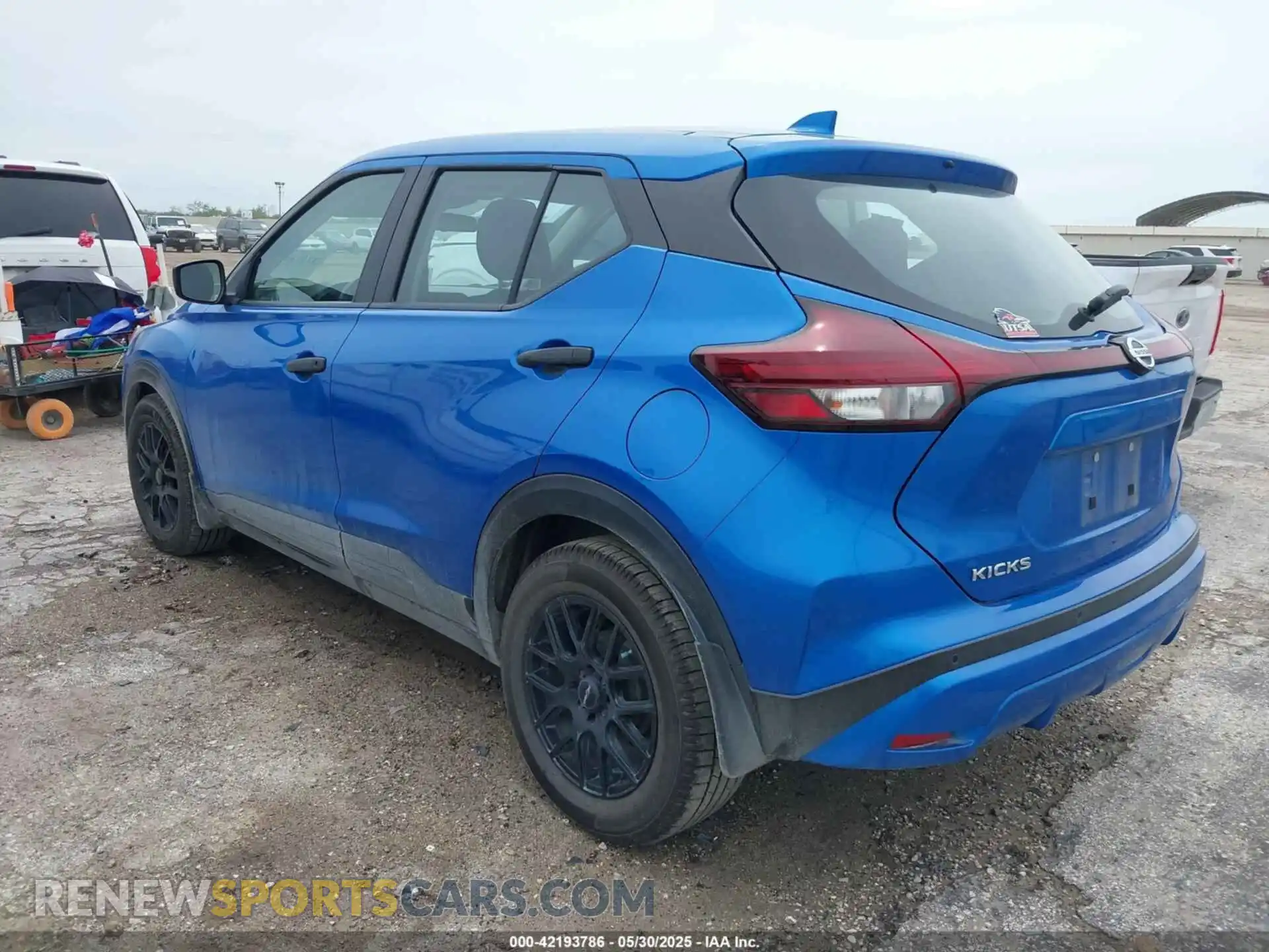 3 Photograph of a damaged car 3N1CP5BV1ML505197 NISSAN KICKS 2021