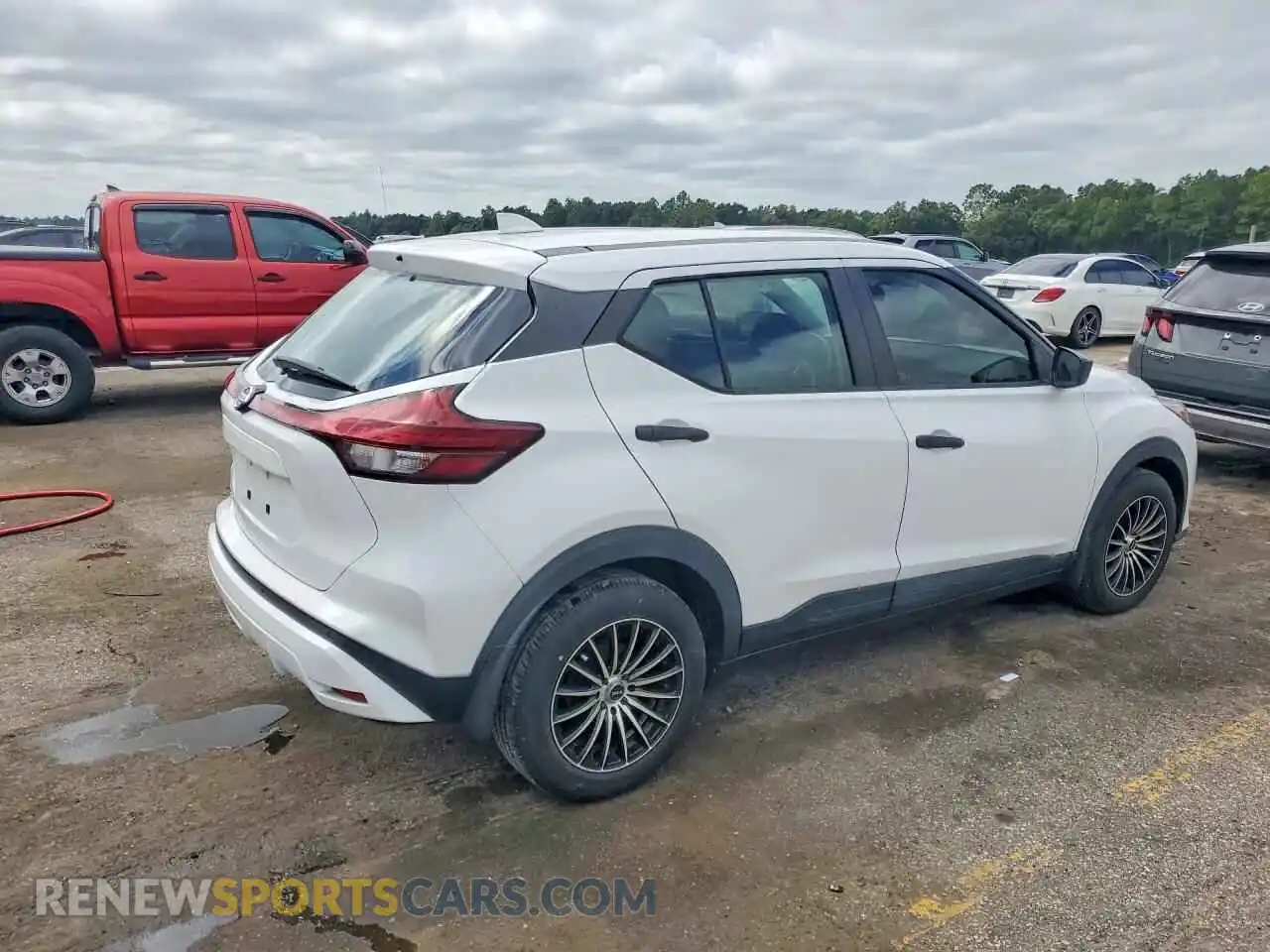3 Photograph of a damaged car 3N1CP5BV1ML541195 NISSAN KICKS 2021