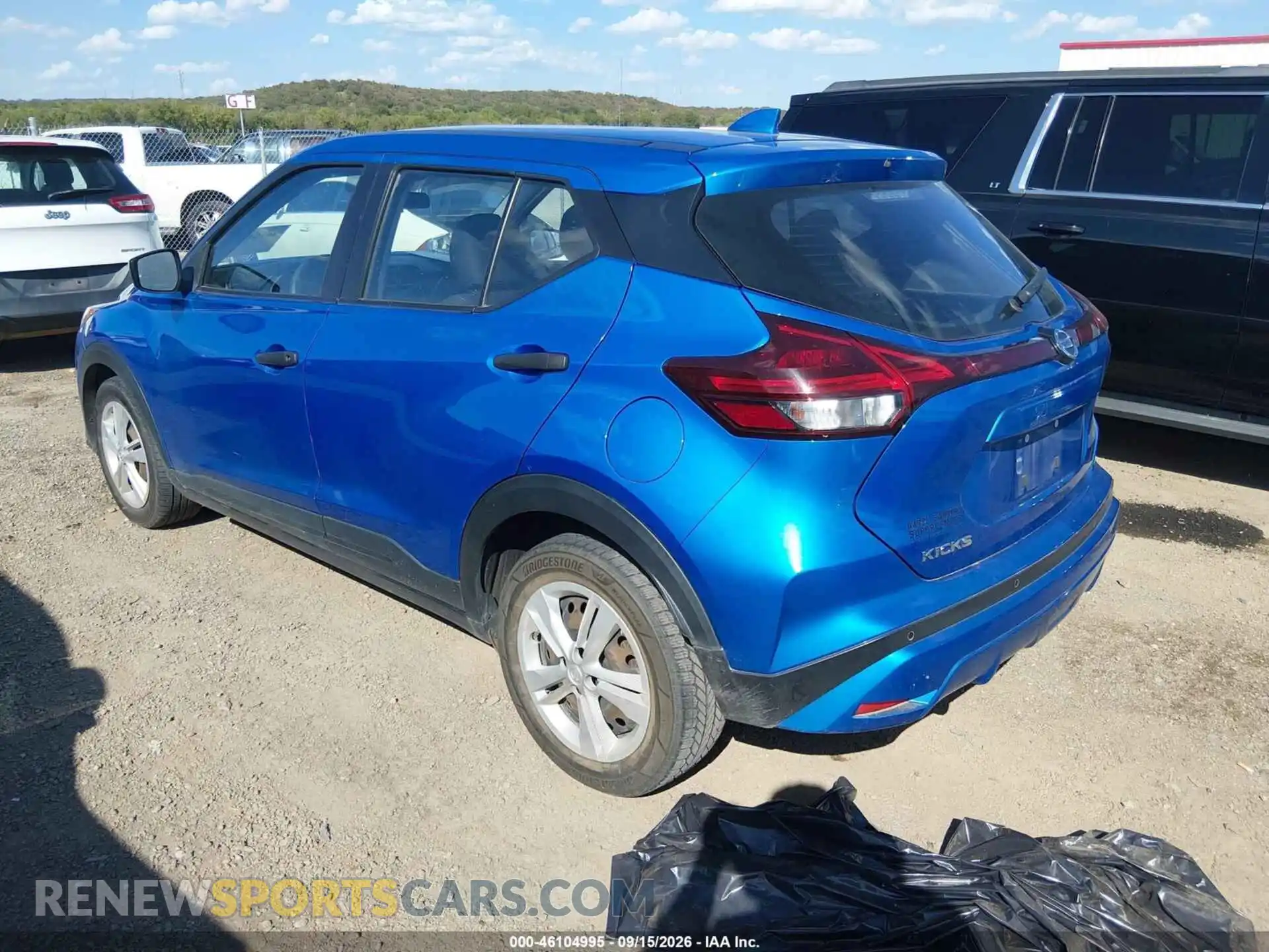 3 Photograph of a damaged car 3N1CP5BV2ML465213 NISSAN KICKS 2021