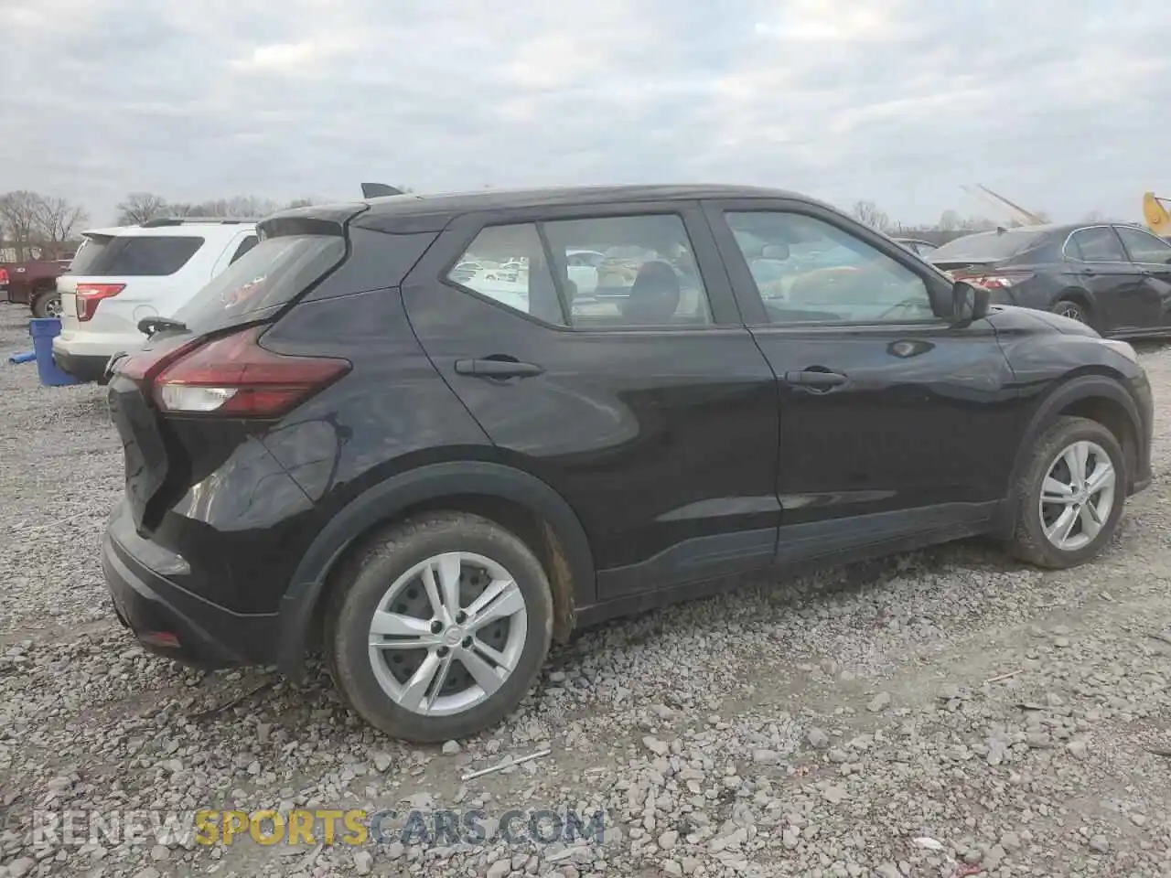 3 Photograph of a damaged car 3N1CP5BV2ML515771 NISSAN KICKS 2021