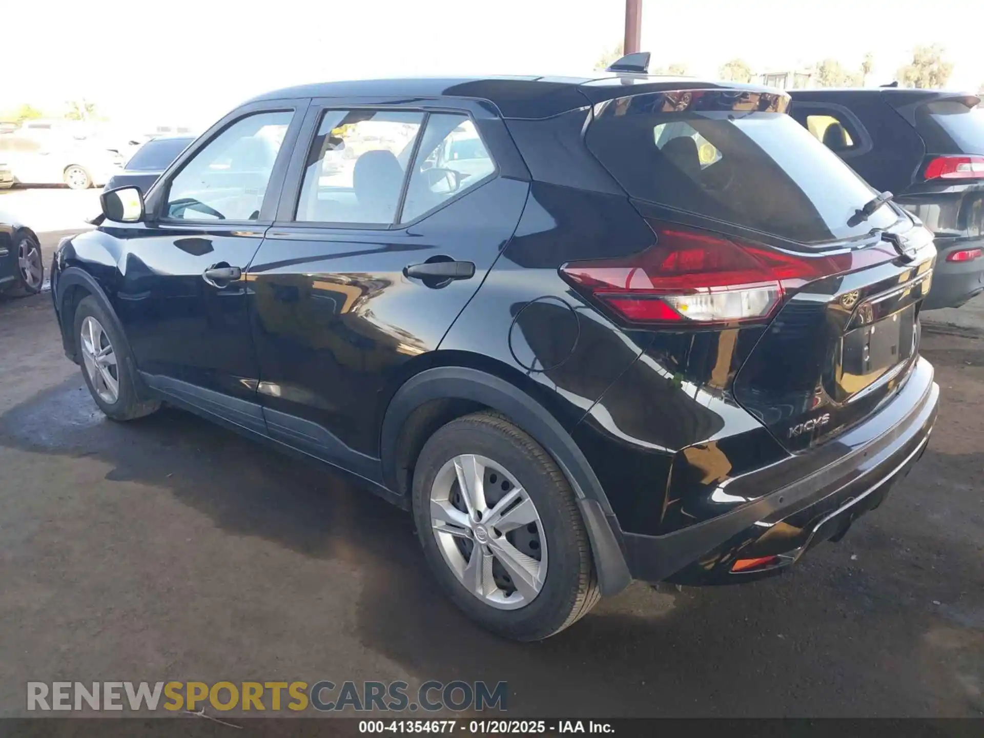 3 Photograph of a damaged car 3N1CP5BV2ML527550 NISSAN KICKS 2021