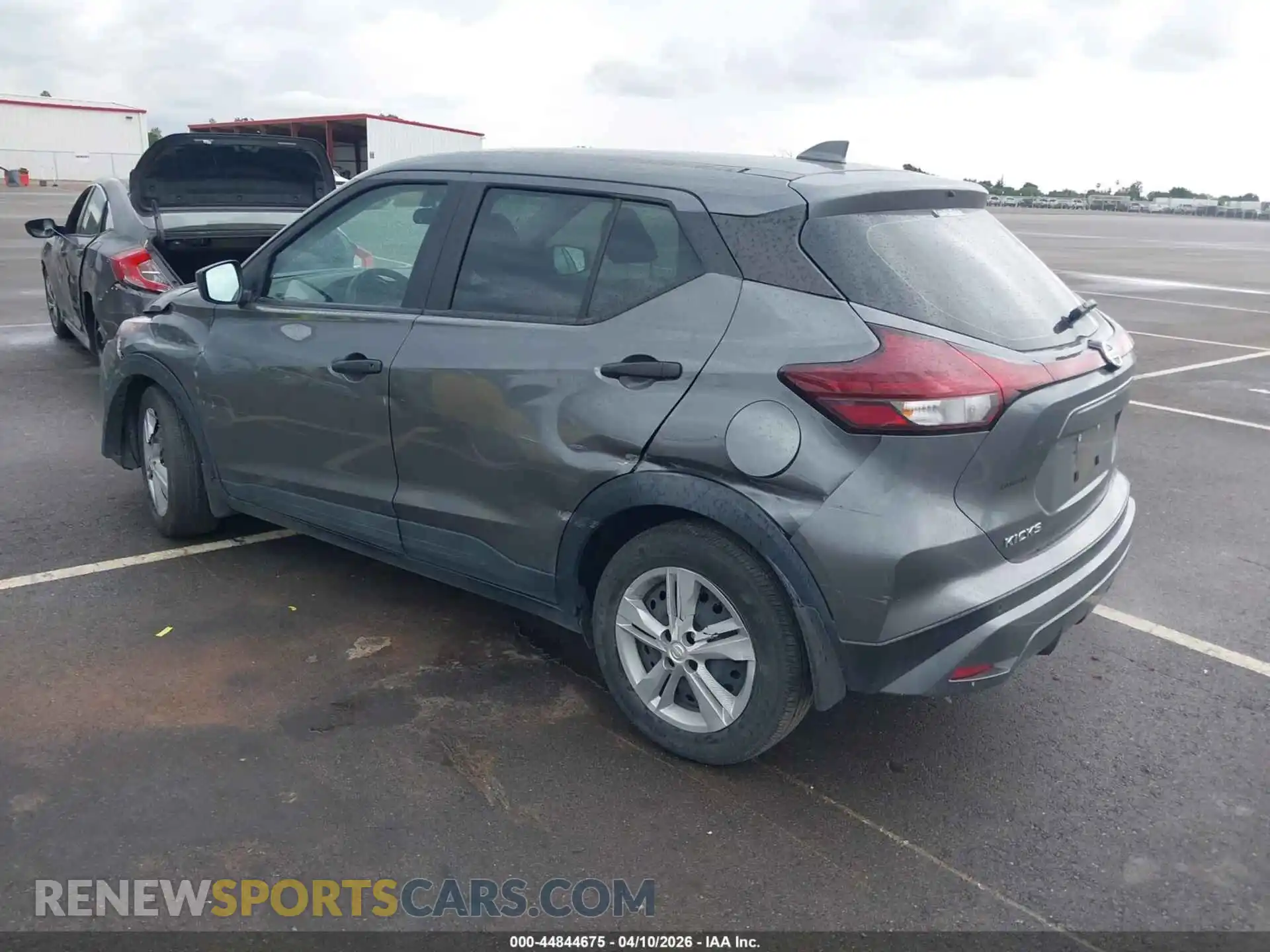 3 Photograph of a damaged car 3N1CP5BV2ML566509 NISSAN KICKS 2021