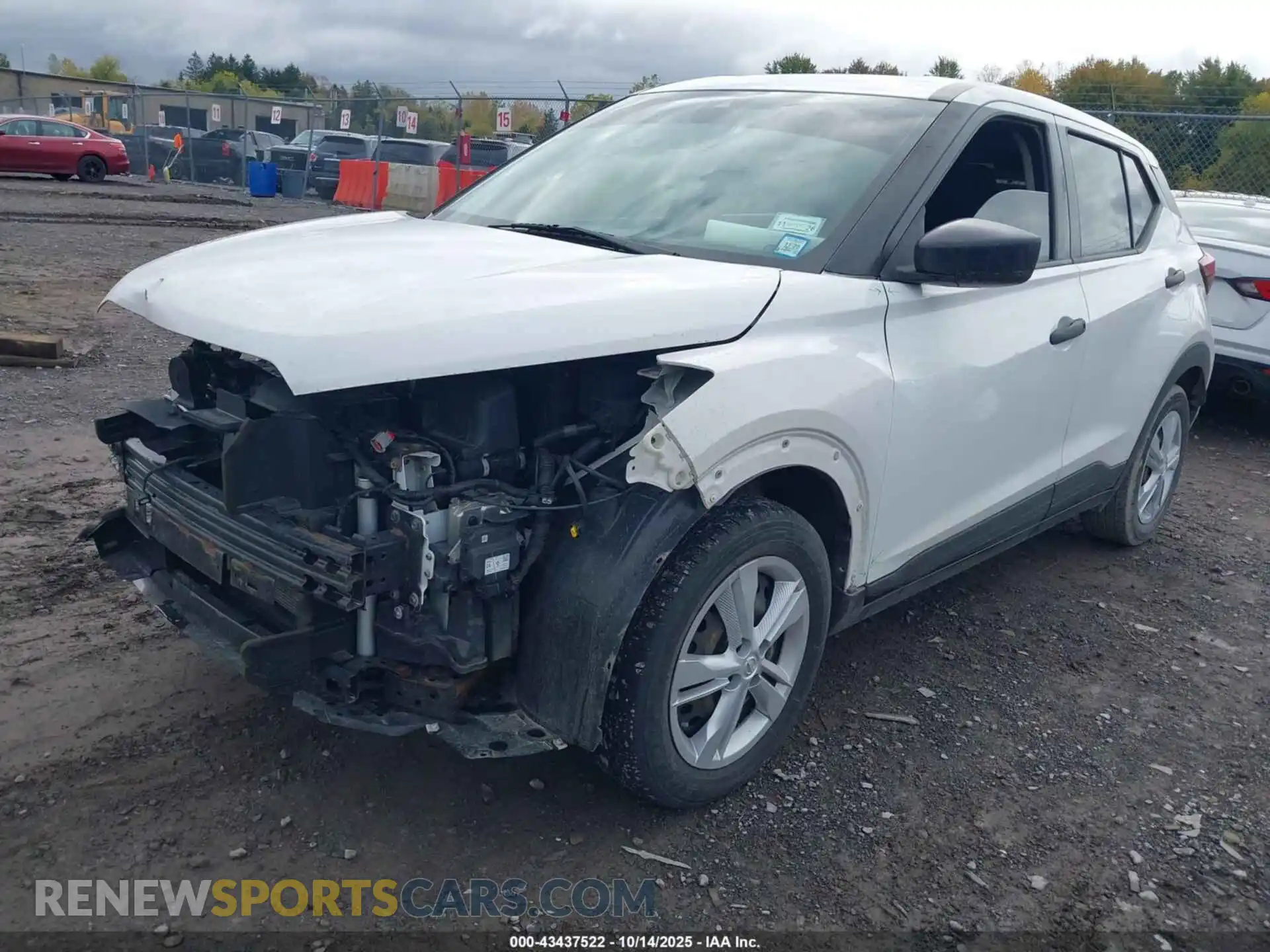2 Photograph of a damaged car 3N1CP5BV3ML478343 NISSAN KICKS 2021