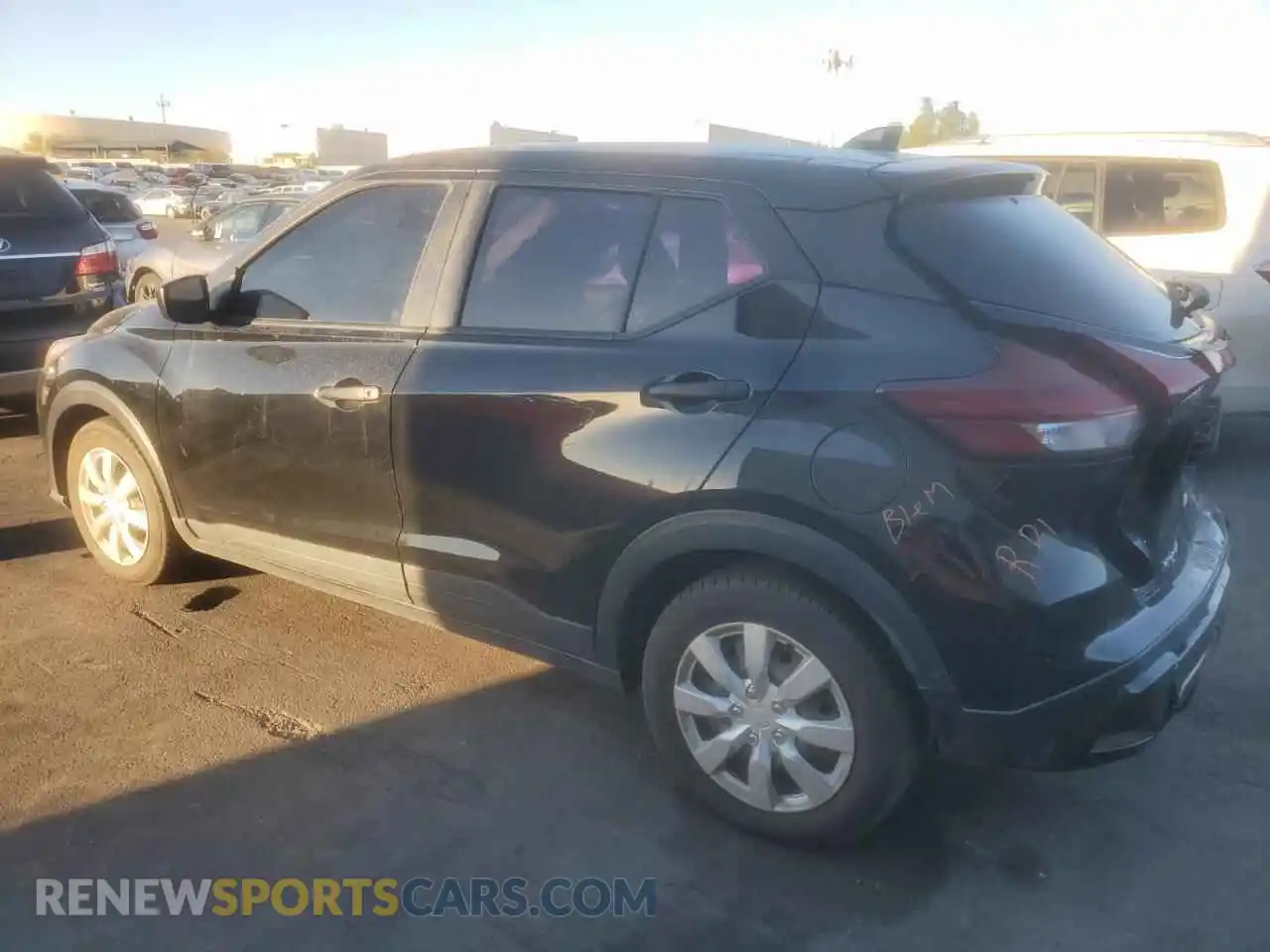 2 Photograph of a damaged car 3N1CP5BV3ML486930 NISSAN KICKS 2021