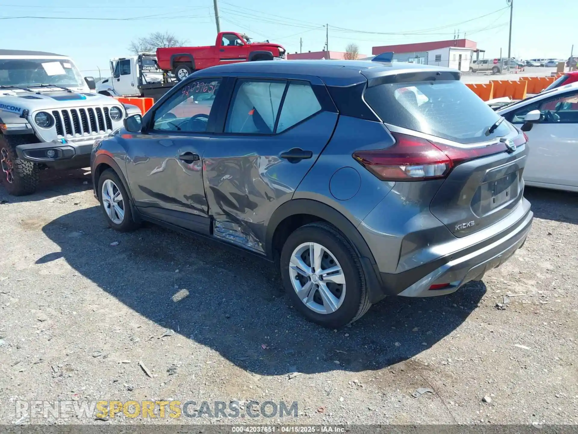 3 fotografías del automóvil dañado 3N1CP5BV3ML504763 NISSAN KICKS 2021