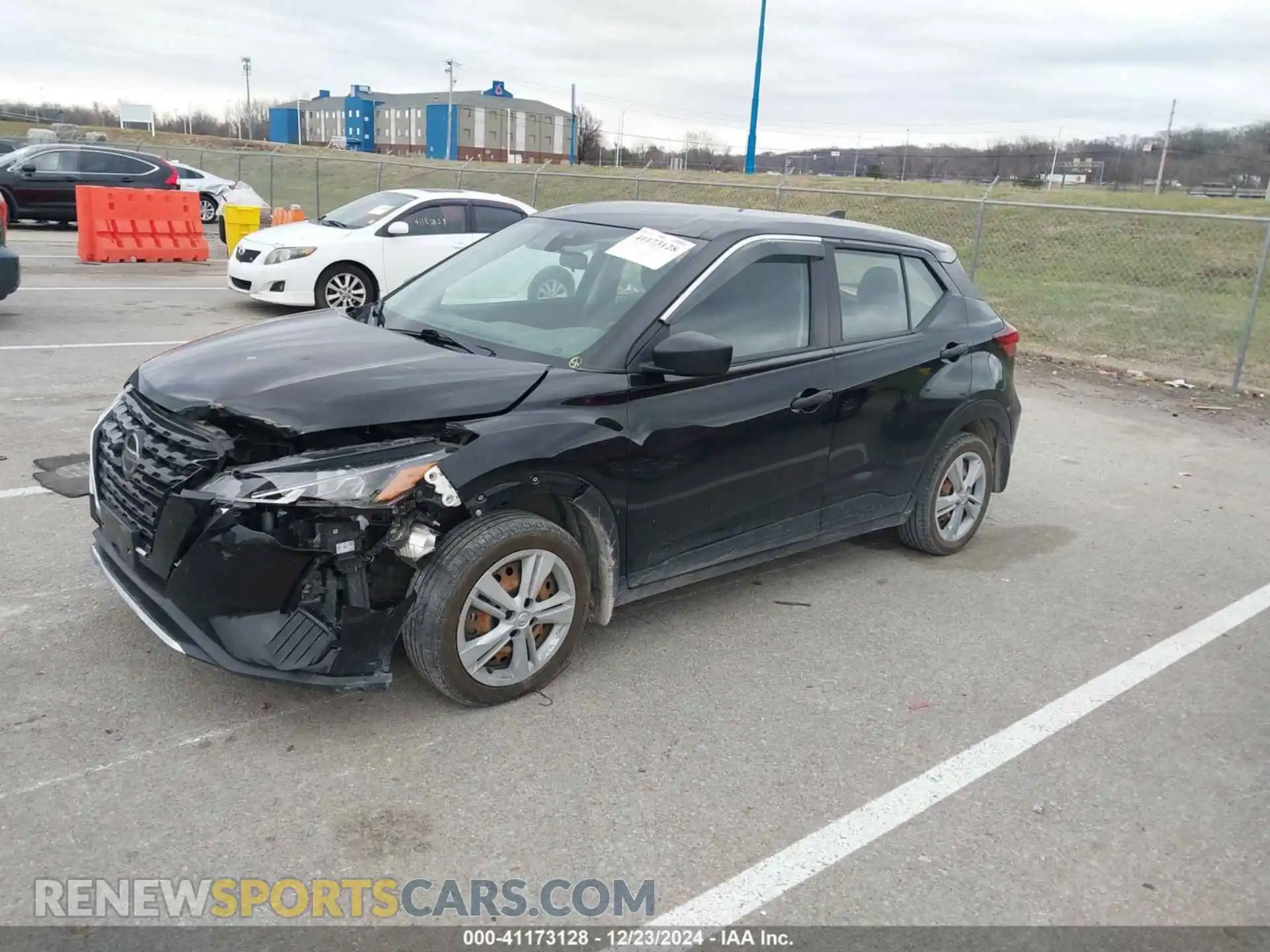 2 Photograph of a damaged car 3N1CP5BV3ML509879 NISSAN KICKS 2021