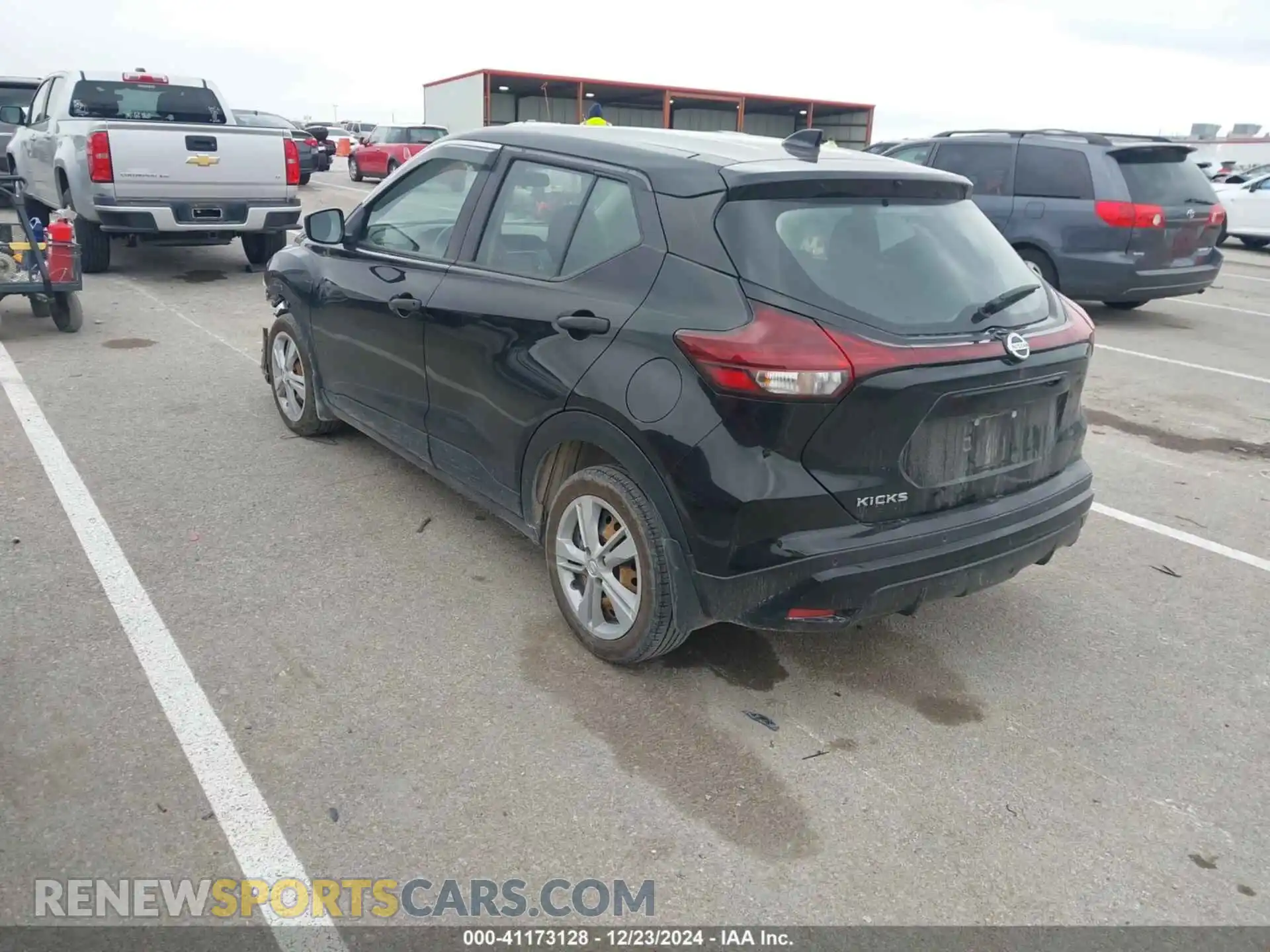 3 Photograph of a damaged car 3N1CP5BV3ML509879 NISSAN KICKS 2021