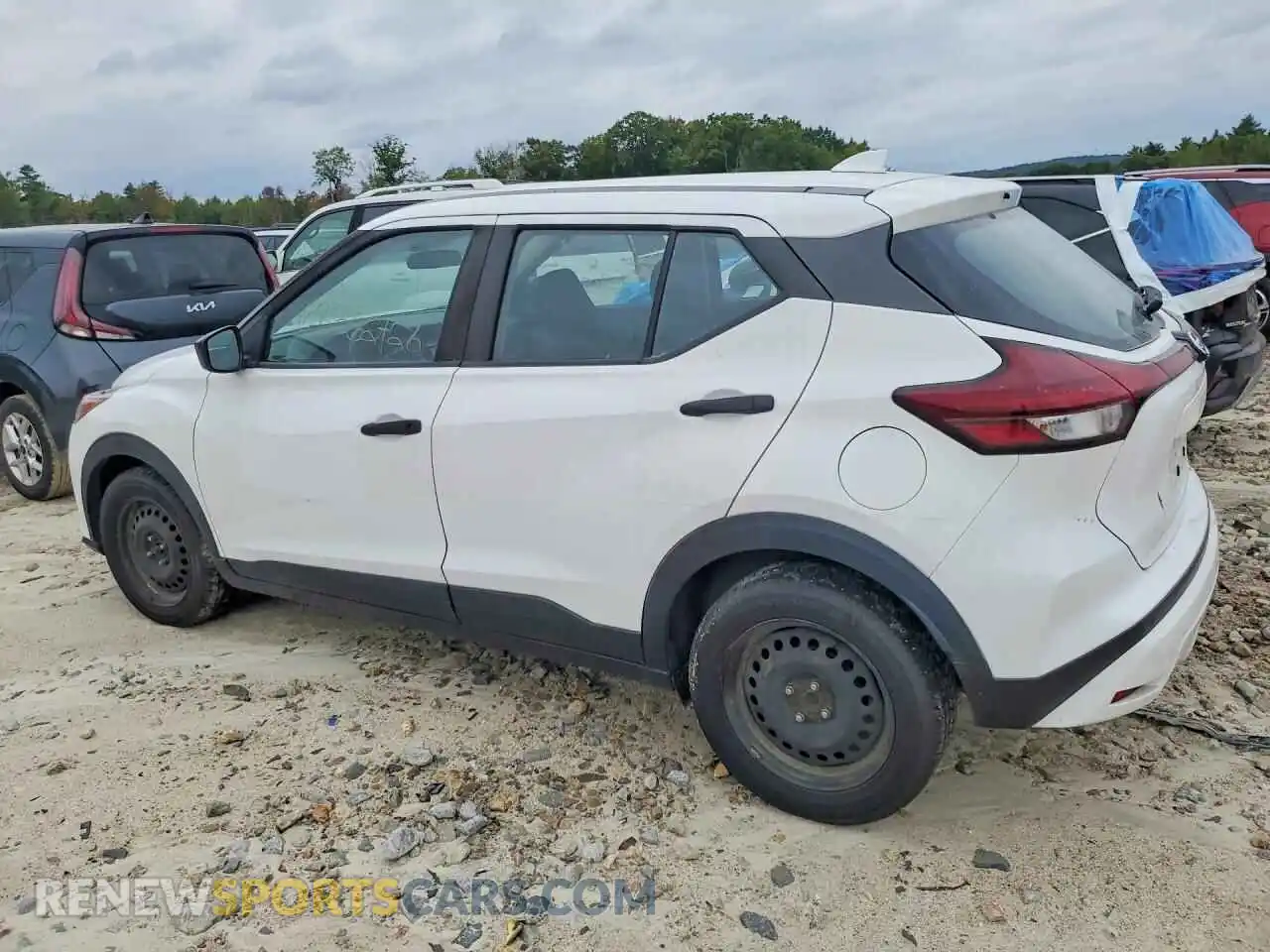 2 Photograph of a damaged car 3N1CP5BV3ML553624 NISSAN KICKS 2021