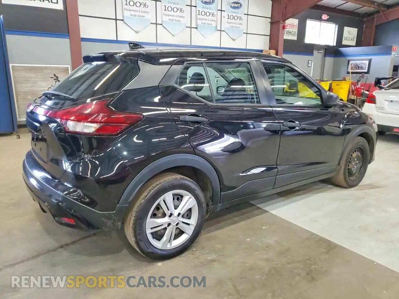 3 Photograph of a damaged car 3N1CP5BV4ML486130 NISSAN KICKS 2021