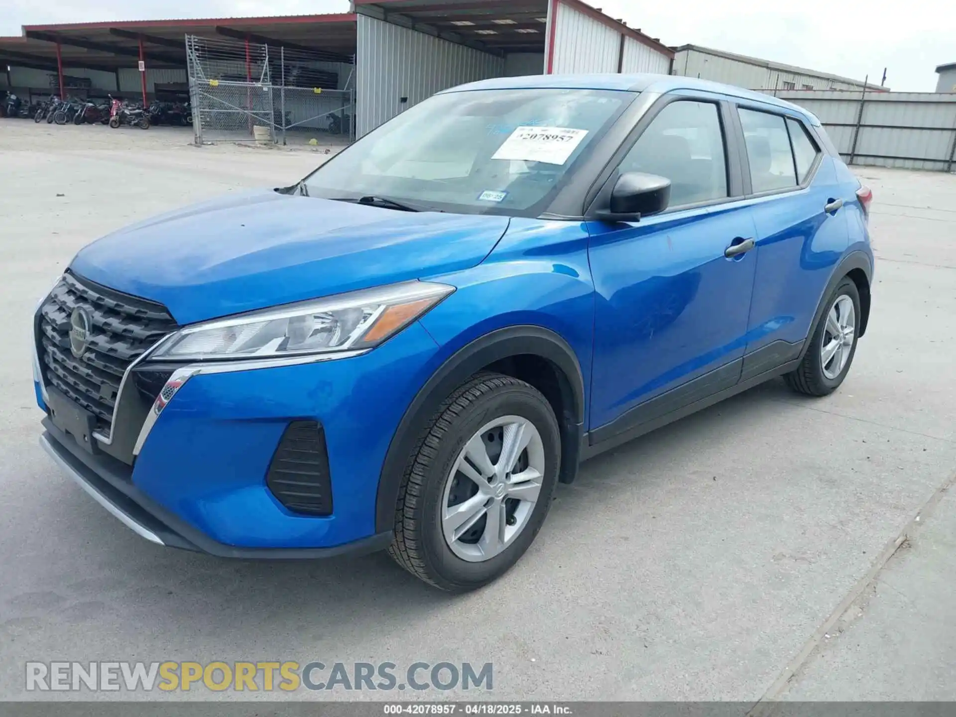 2 fotografías del automóvil dañado 3N1CP5BV4ML509146 NISSAN KICKS 2021