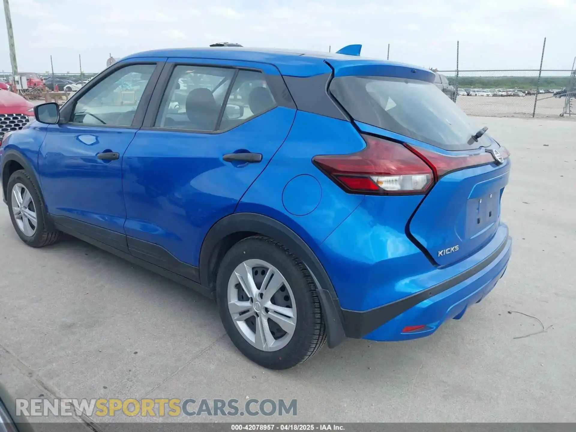 3 fotografías del automóvil dañado 3N1CP5BV4ML509146 NISSAN KICKS 2021