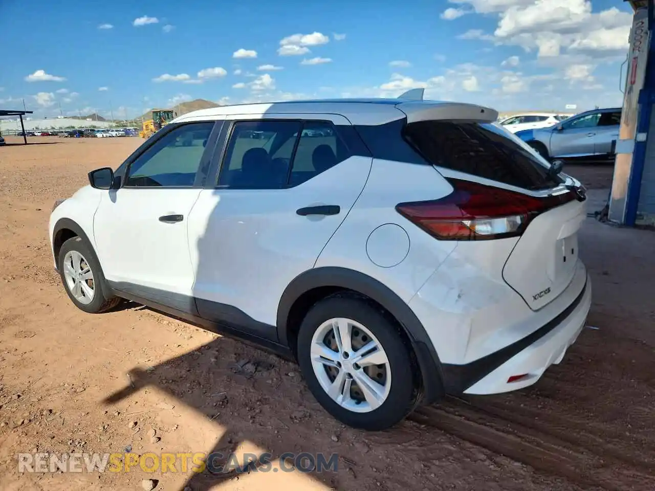 2 fotografías del automóvil dañado 3N1CP5BV4ML516551 NISSAN KICKS 2021