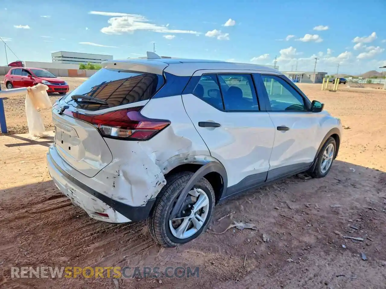 3 fotografías del automóvil dañado 3N1CP5BV4ML516551 NISSAN KICKS 2021