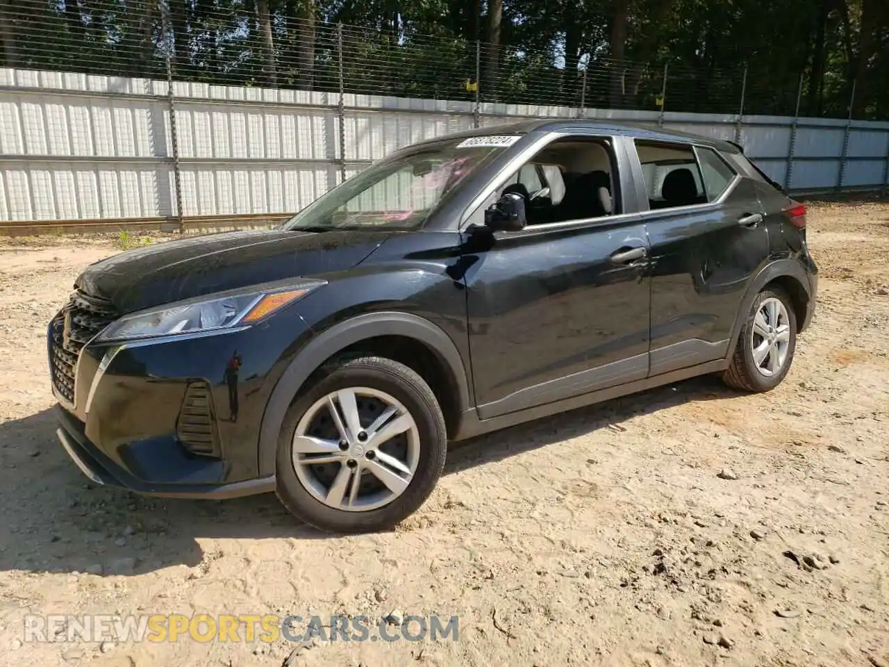 1 Photograph of a damaged car 3N1CP5BV5ML479803 NISSAN KICKS 2021