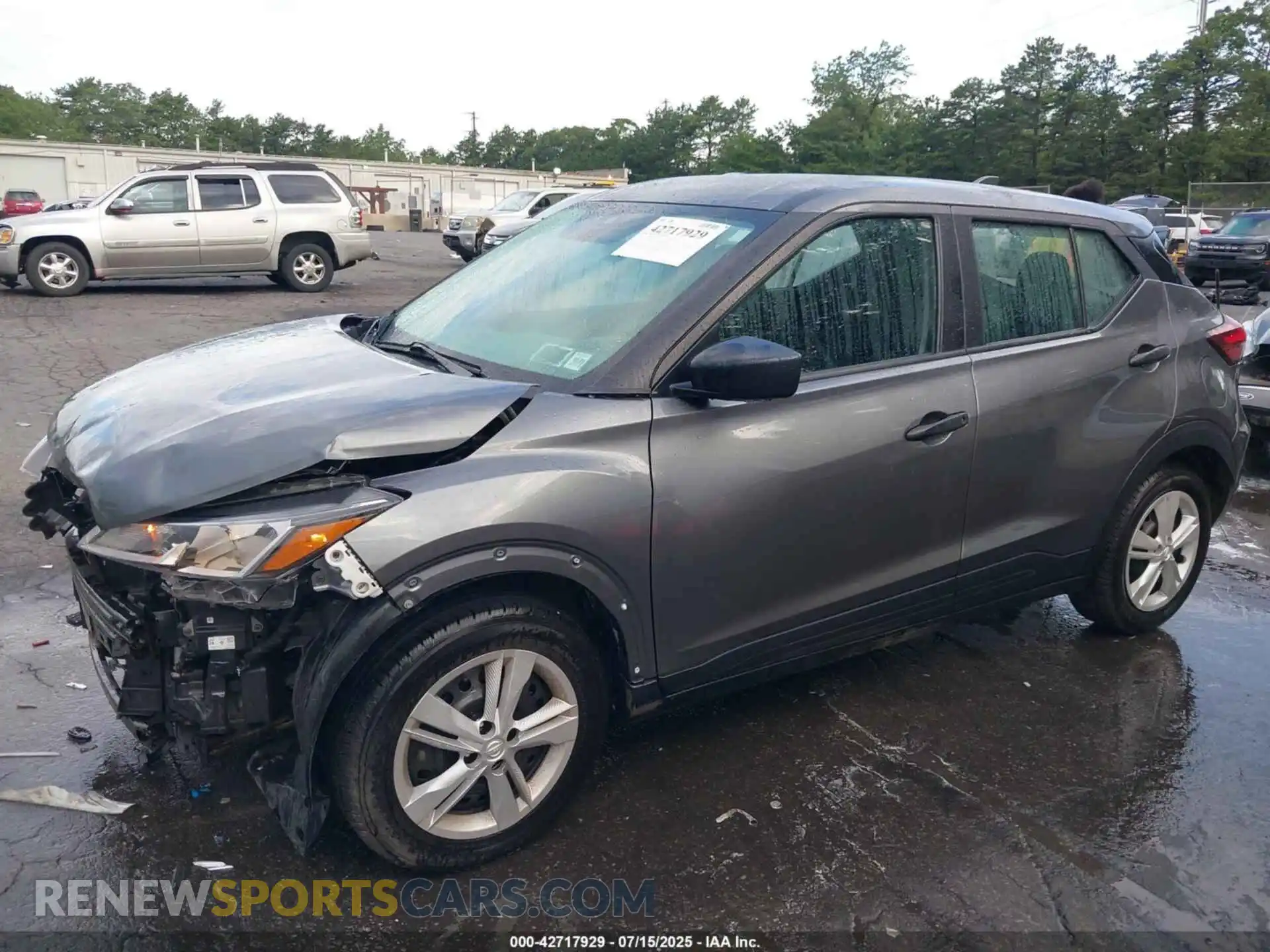 2 Photograph of a damaged car 3N1CP5BV5ML498805 NISSAN KICKS 2021