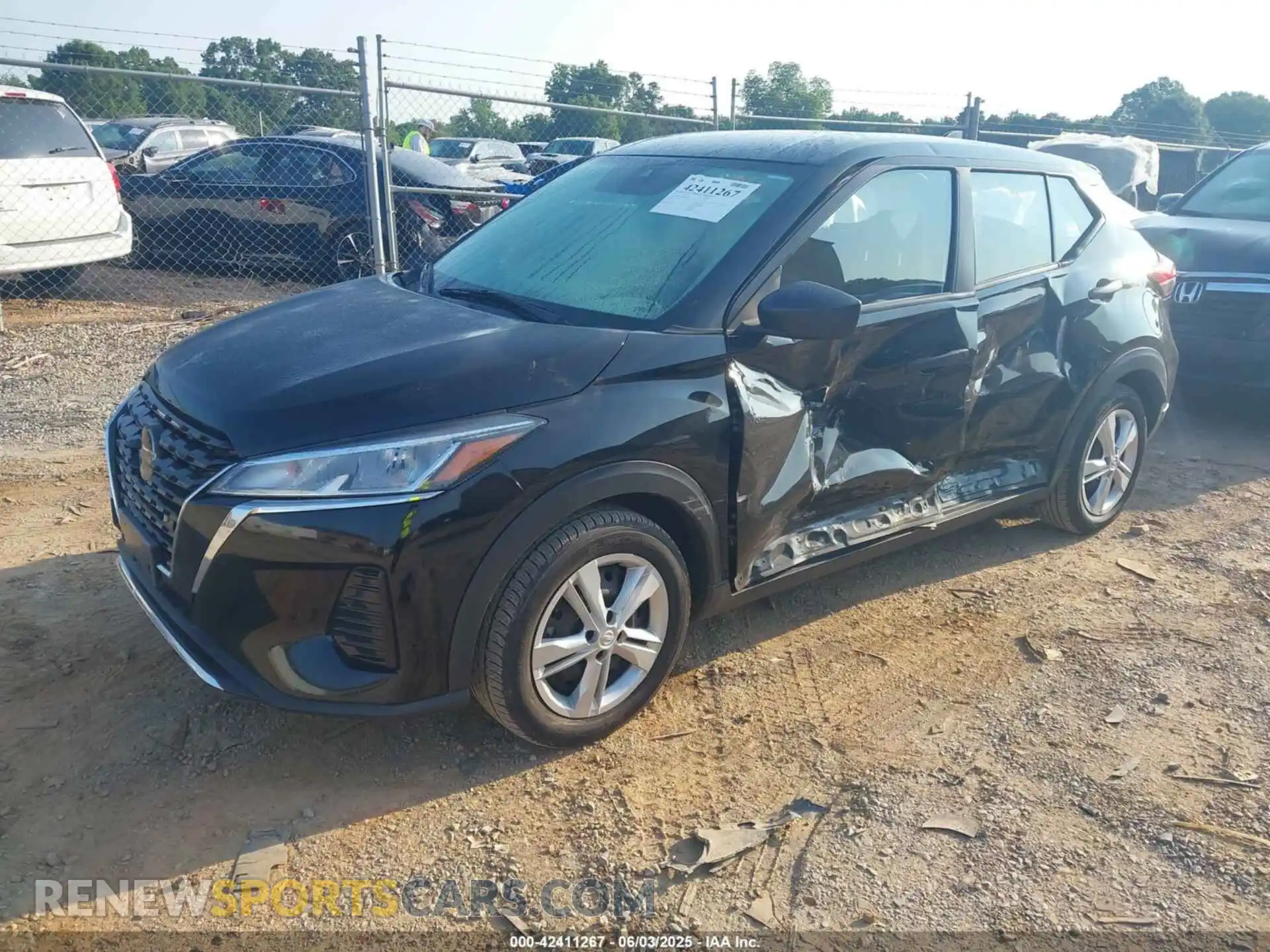 2 Photograph of a damaged car 3N1CP5BV5ML500360 NISSAN KICKS 2021