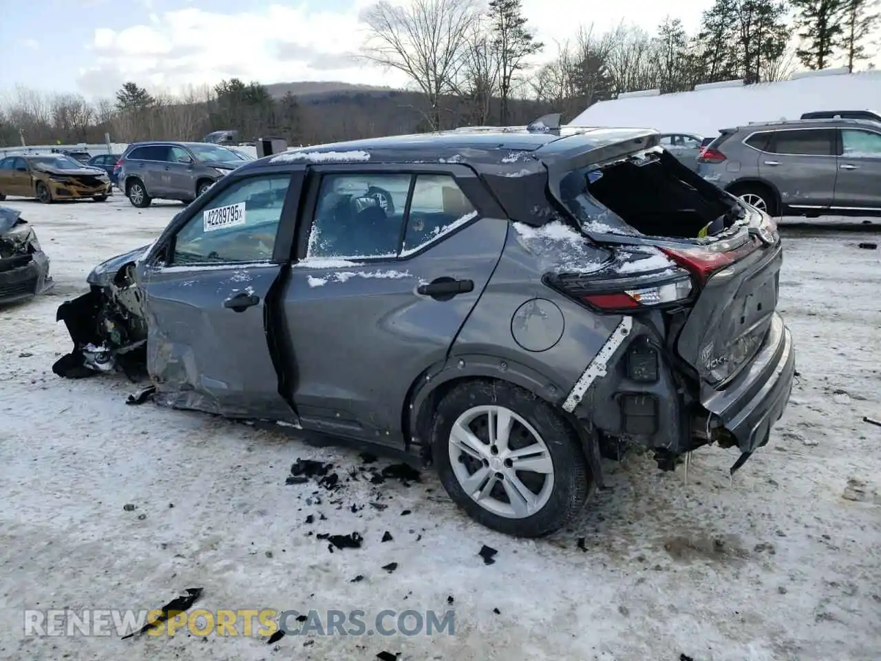 2 Photograph of a damaged car 3N1CP5BV5ML513920 NISSAN KICKS 2021