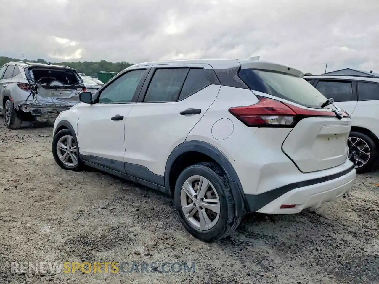 2 Photograph of a damaged car 3N1CP5BV5ML516266 NISSAN KICKS 2021