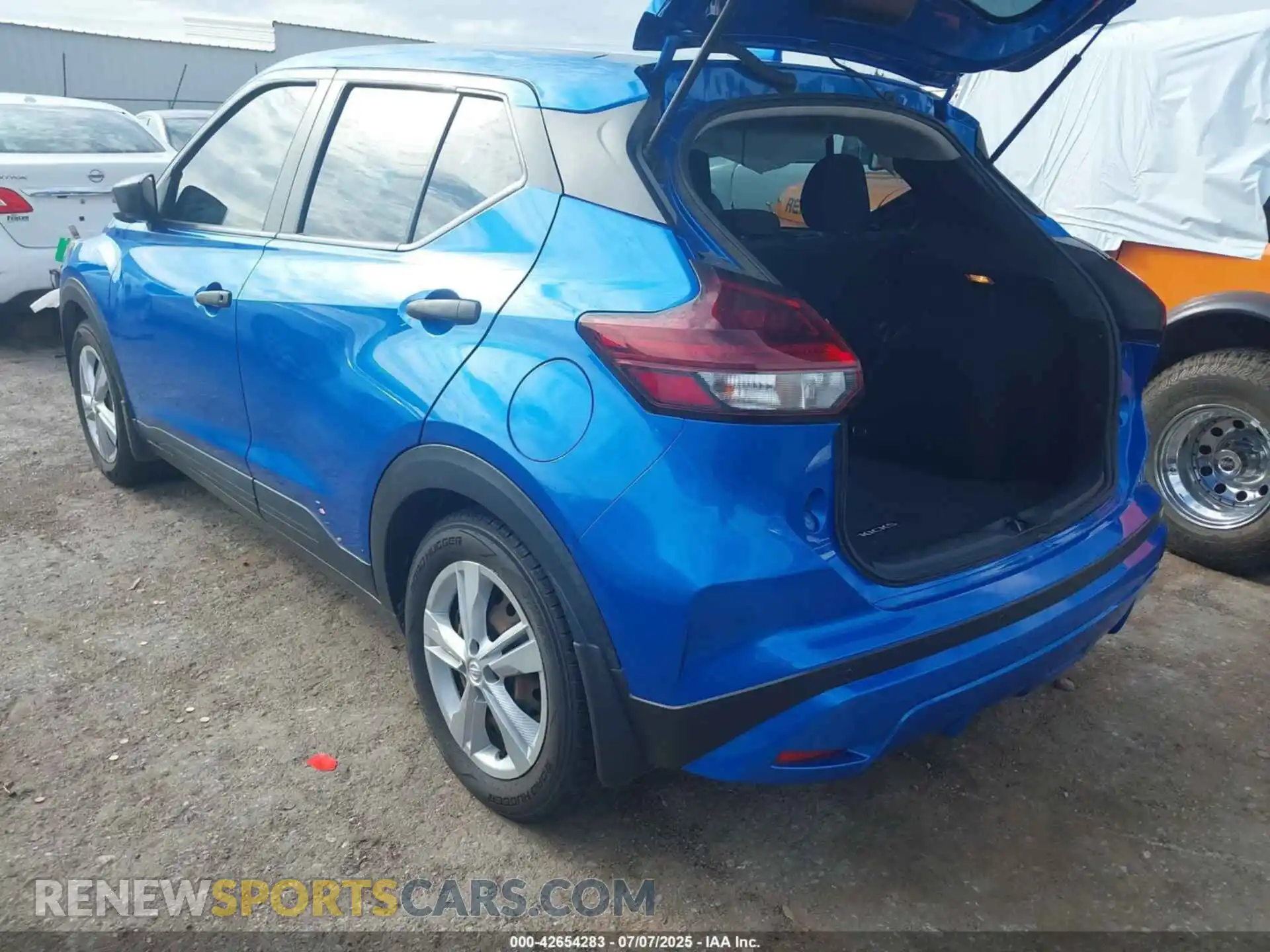3 Фотография поврежденного автомобиля 3N1CP5BV5ML525761 NISSAN KICKS 2021