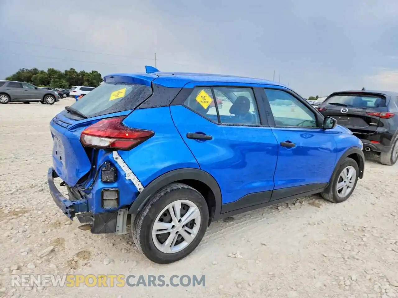 3 fotografías del automóvil dañado 3N1CP5BV5ML545654 NISSAN KICKS 2021