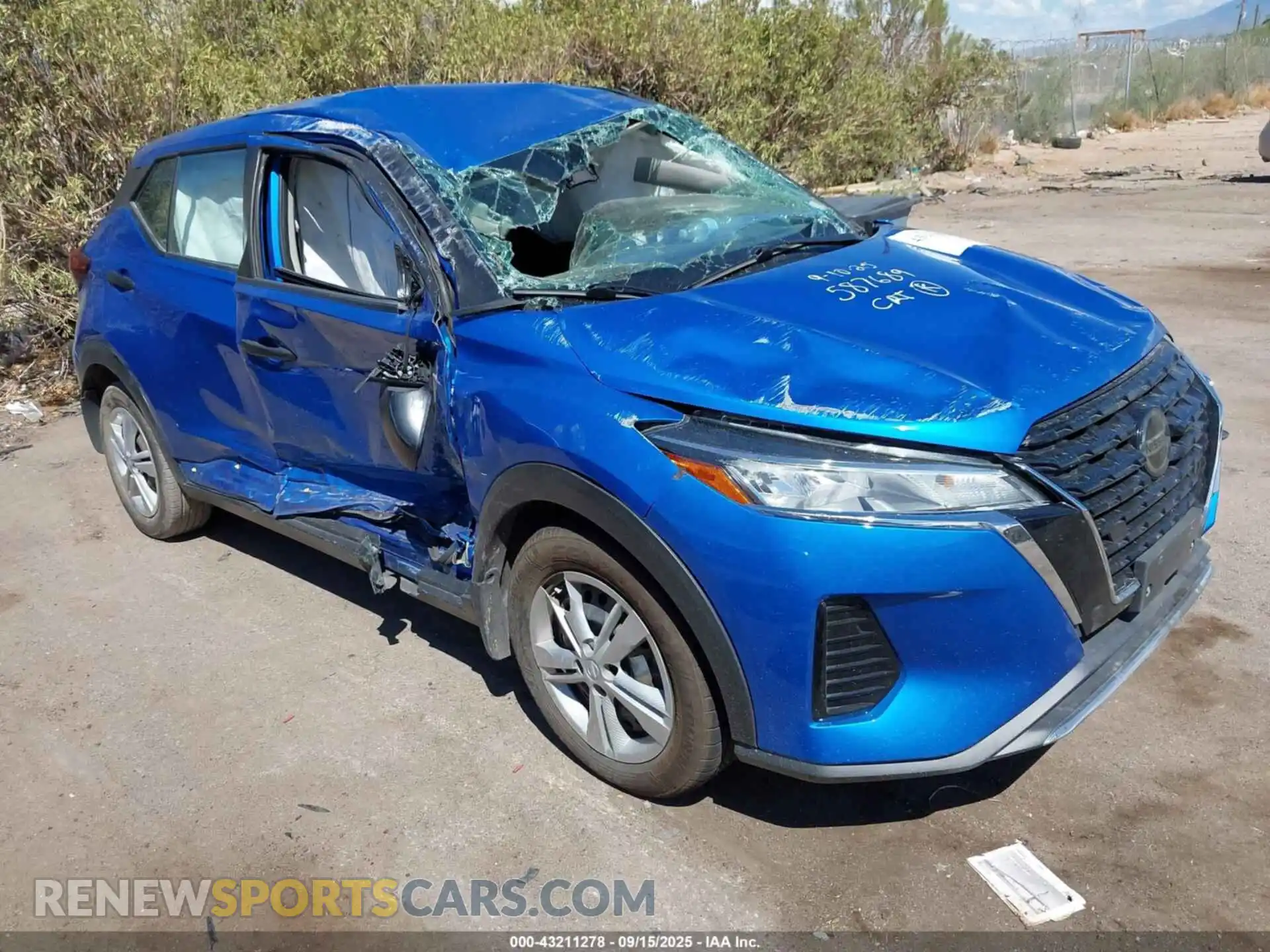 1 Photograph of a damaged car 3N1CP5BV5ML562583 NISSAN KICKS 2021