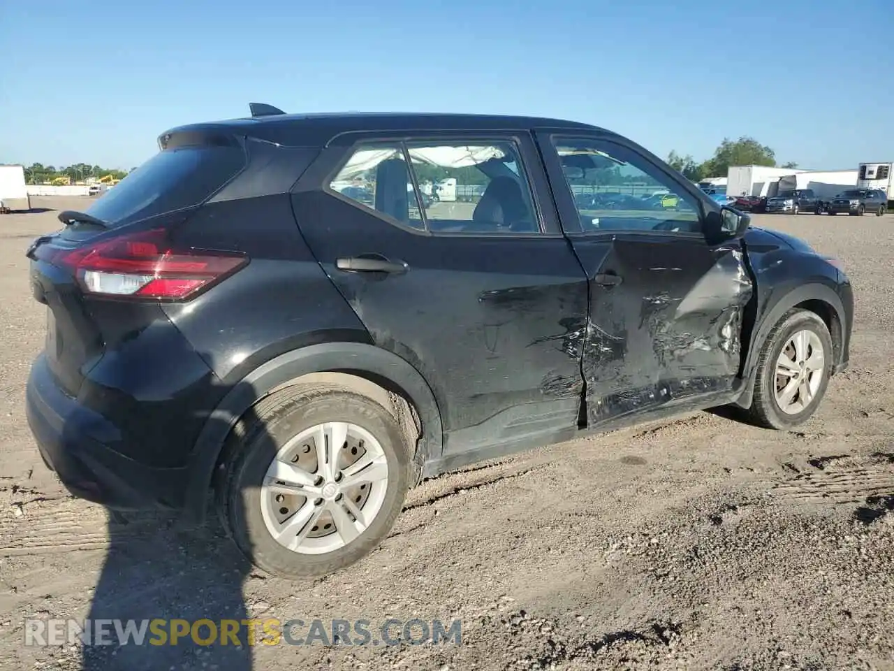 3 Photograph of a damaged car 3N1CP5BV6ML476134 NISSAN KICKS 2021
