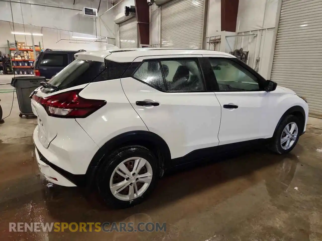 3 Фотография поврежденного автомобиля 3N1CP5BV6ML511674 NISSAN KICKS 2021