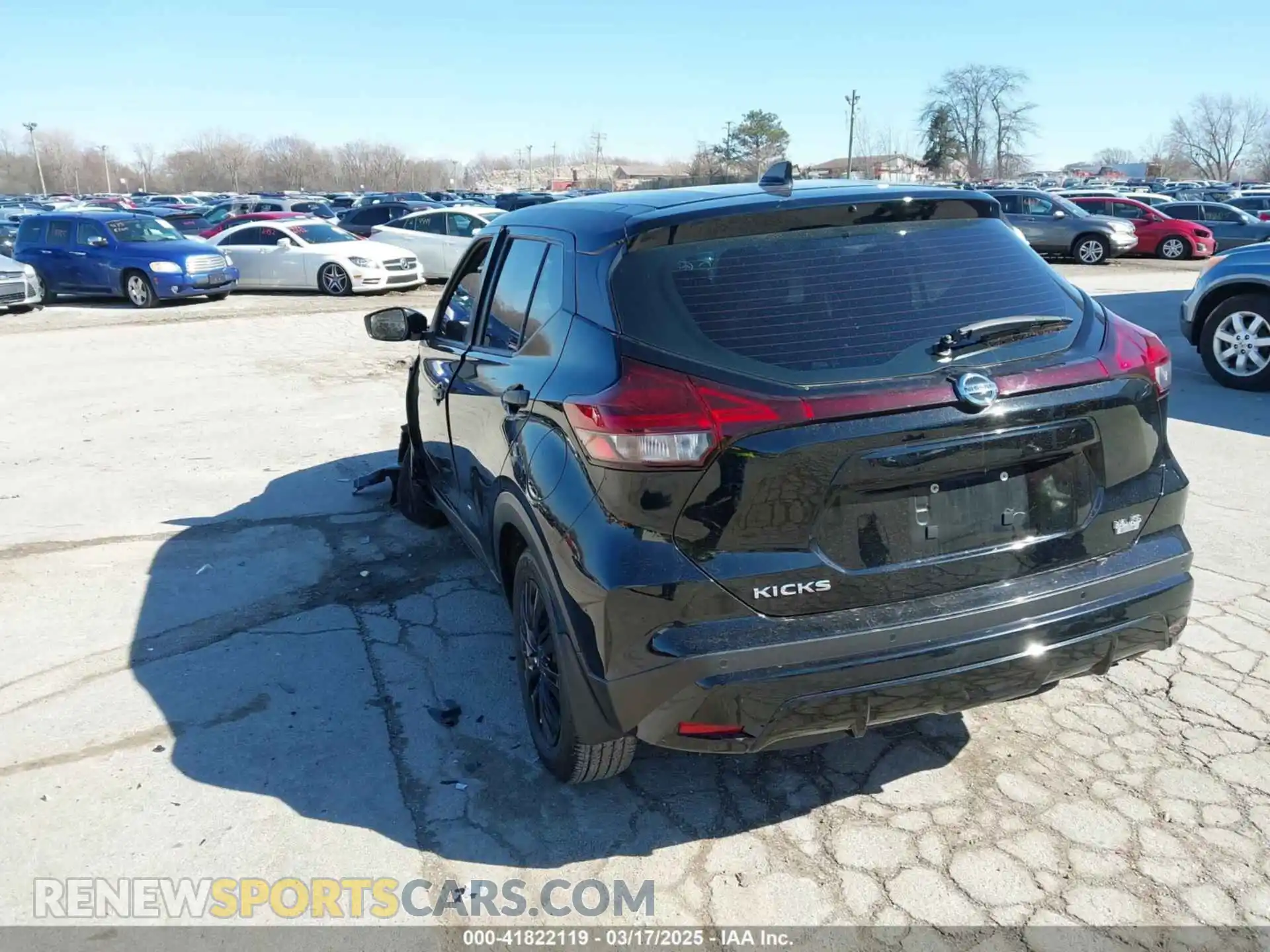 3 Photograph of a damaged car 3N1CP5BV6ML540480 NISSAN KICKS 2021