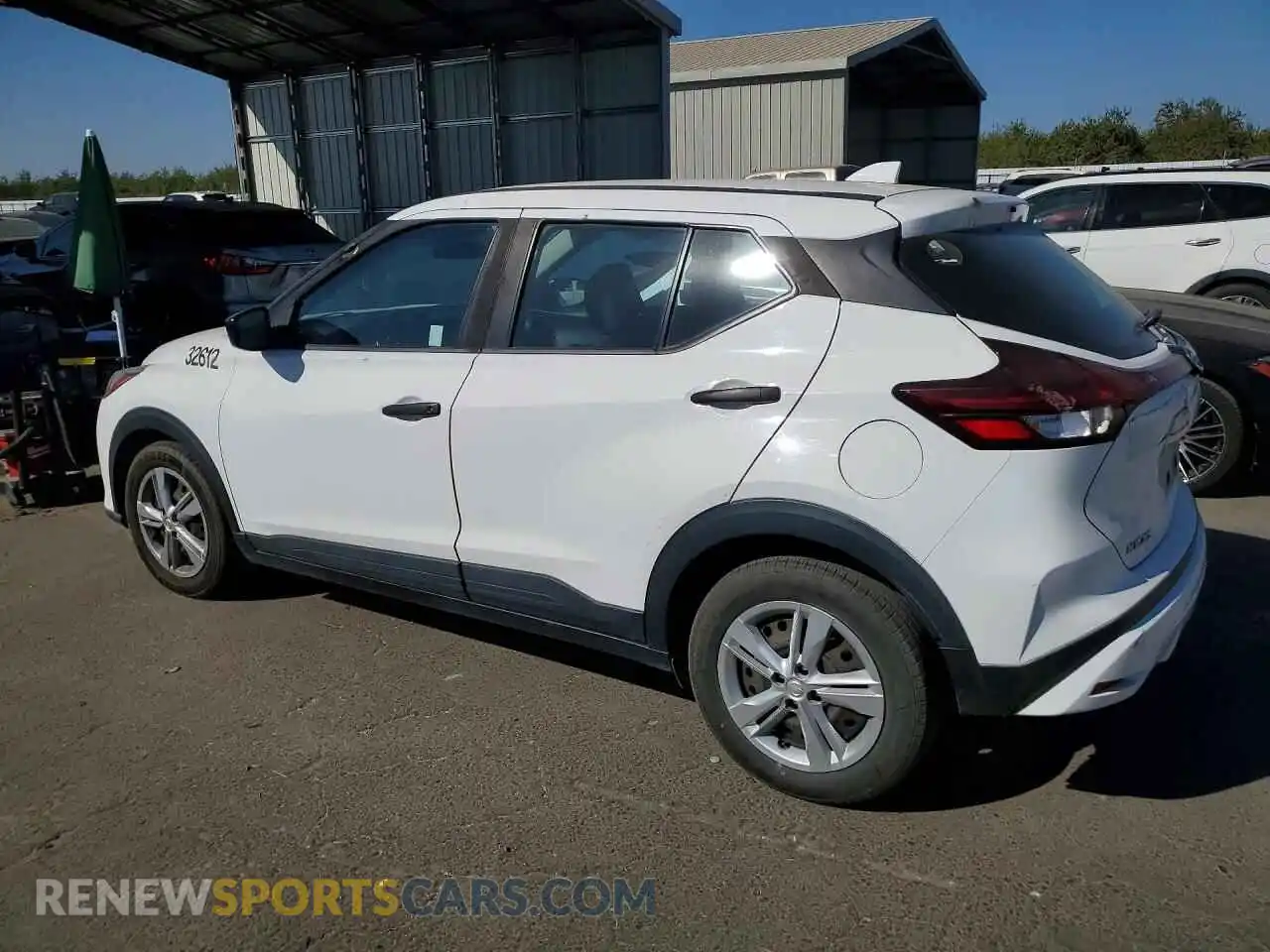 2 Photograph of a damaged car 3N1CP5BV7ML467541 NISSAN KICKS 2021