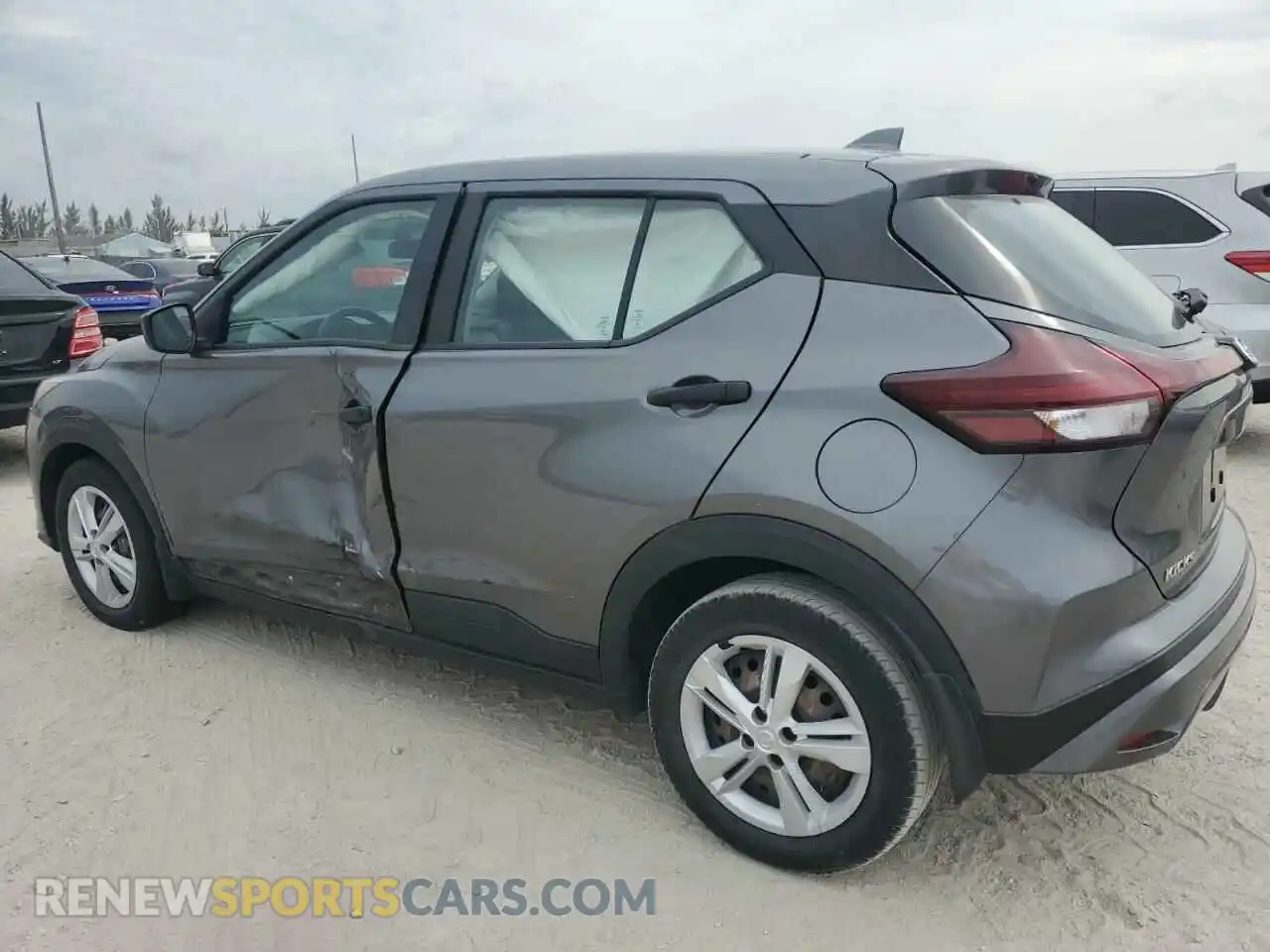 2 Photograph of a damaged car 3N1CP5BV7ML494447 NISSAN KICKS 2021