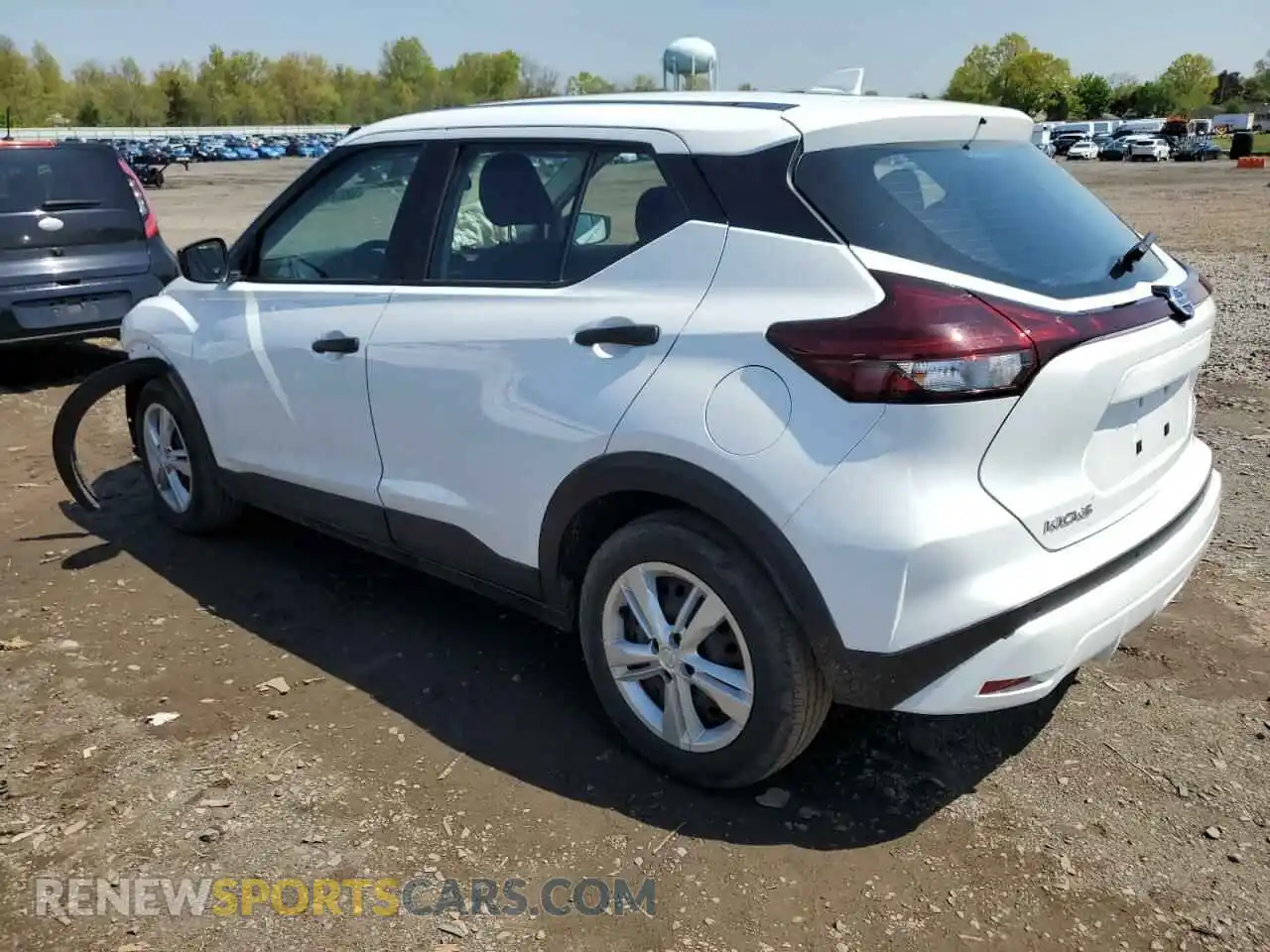 2 Photograph of a damaged car 3N1CP5BV7ML500022 NISSAN KICKS 2021
