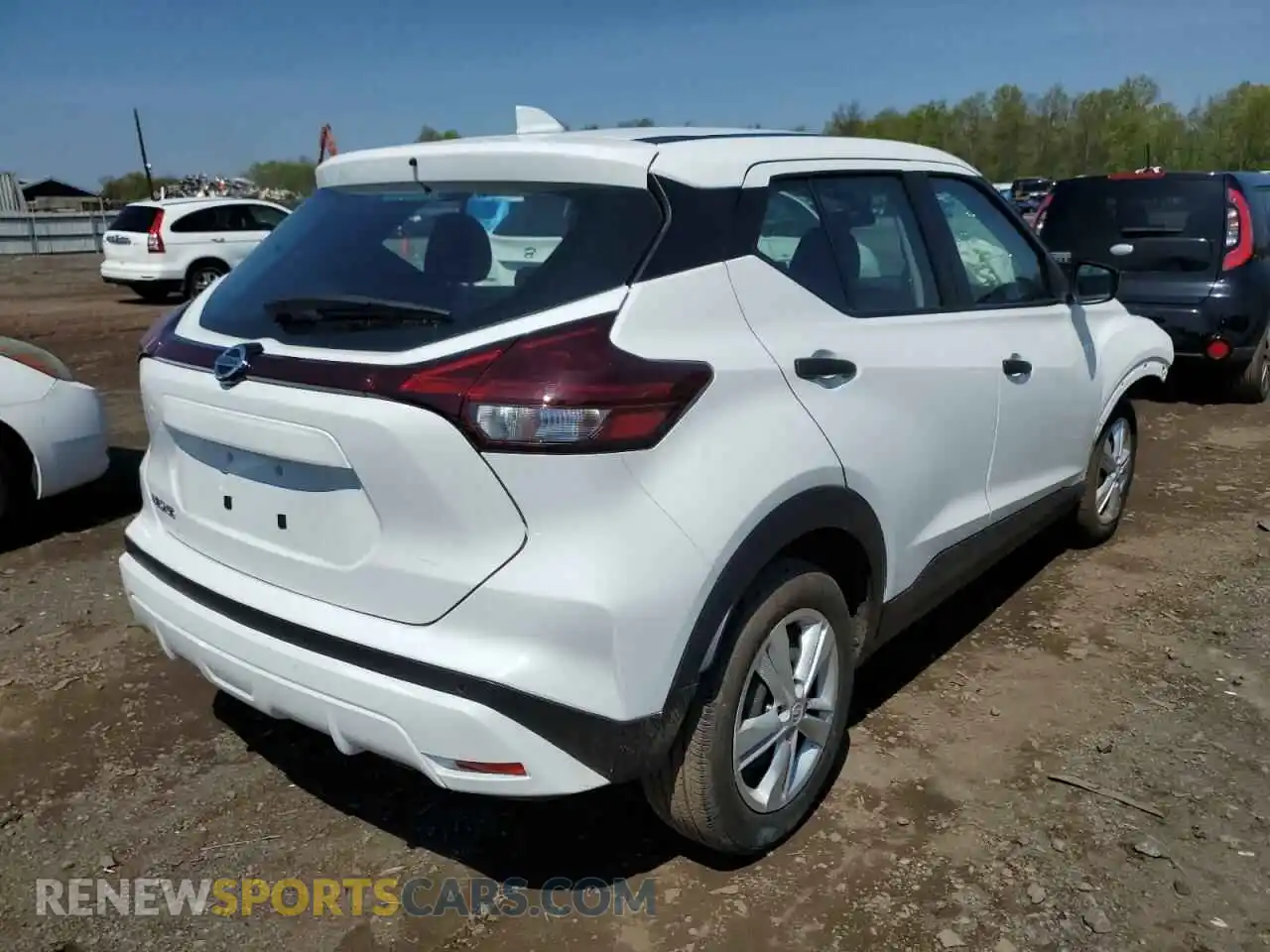 3 Photograph of a damaged car 3N1CP5BV7ML500022 NISSAN KICKS 2021