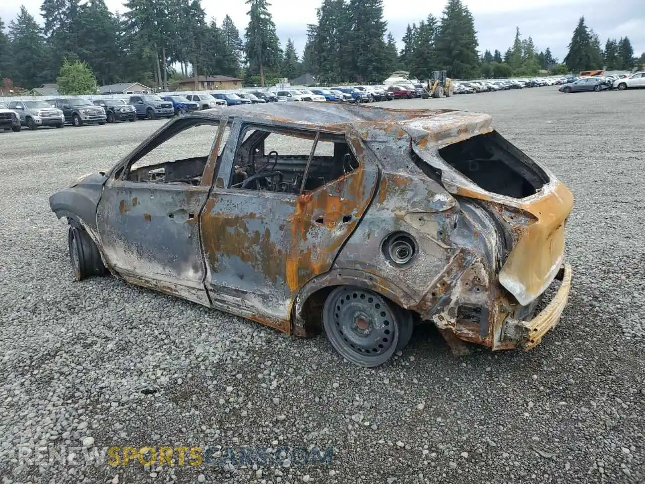 2 Photograph of a damaged car 3N1CP5BV7ML503261 NISSAN KICKS 2021