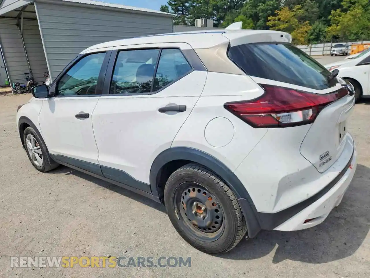 2 Photograph of a damaged car 3N1CP5BV7ML508945 NISSAN KICKS 2021