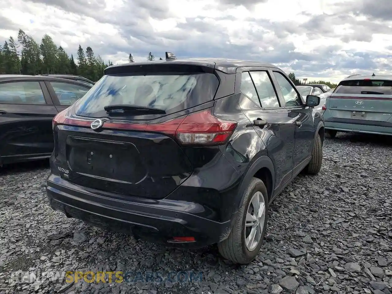 3 Photograph of a damaged car 3N1CP5BV8ML474353 NISSAN KICKS 2021