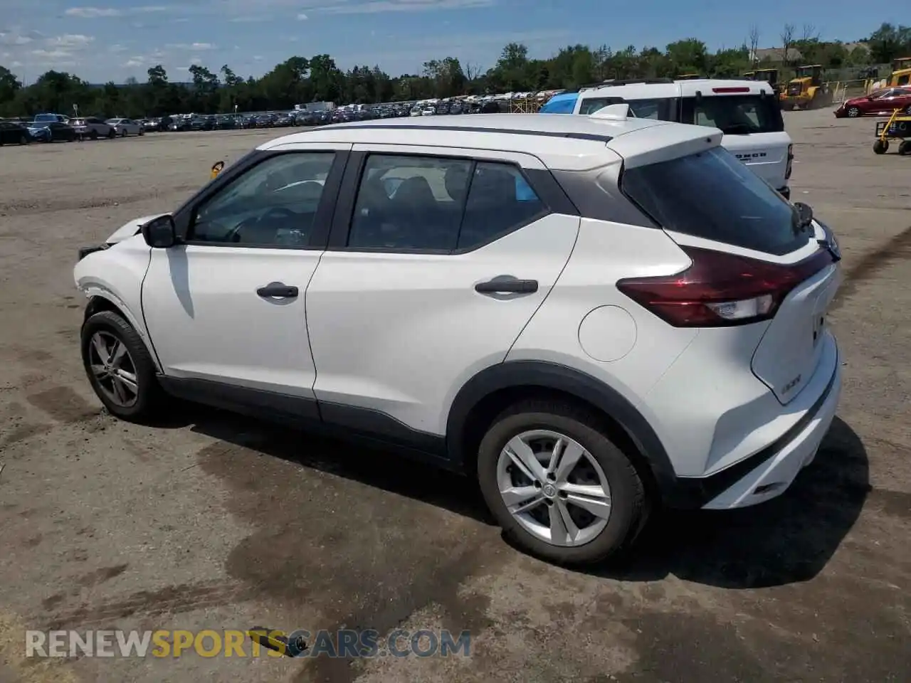 2 Photograph of a damaged car 3N1CP5BV8ML483070 NISSAN KICKS 2021