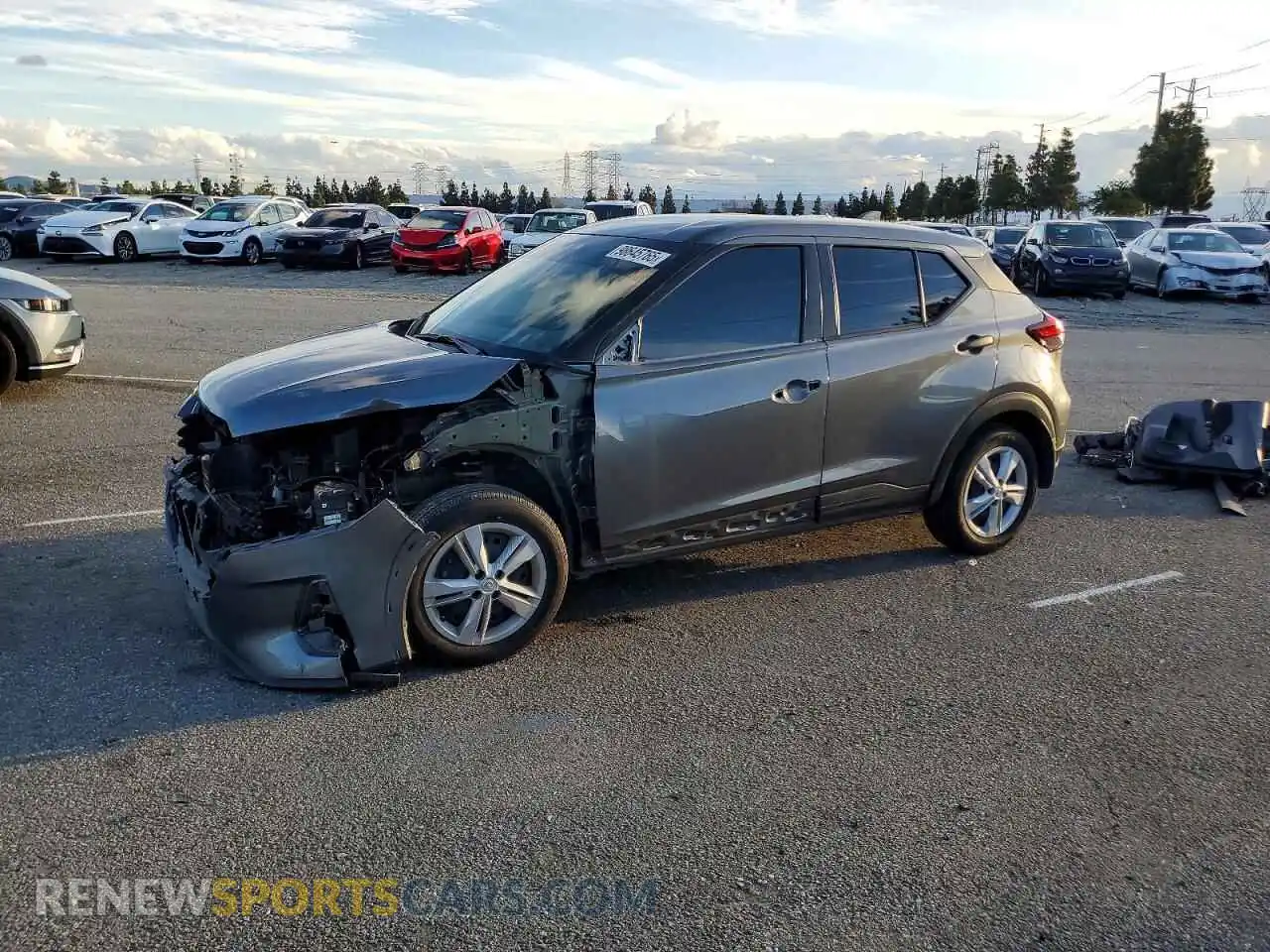 1 Photograph of a damaged car 3N1CP5BV8ML484493 NISSAN KICKS 2021