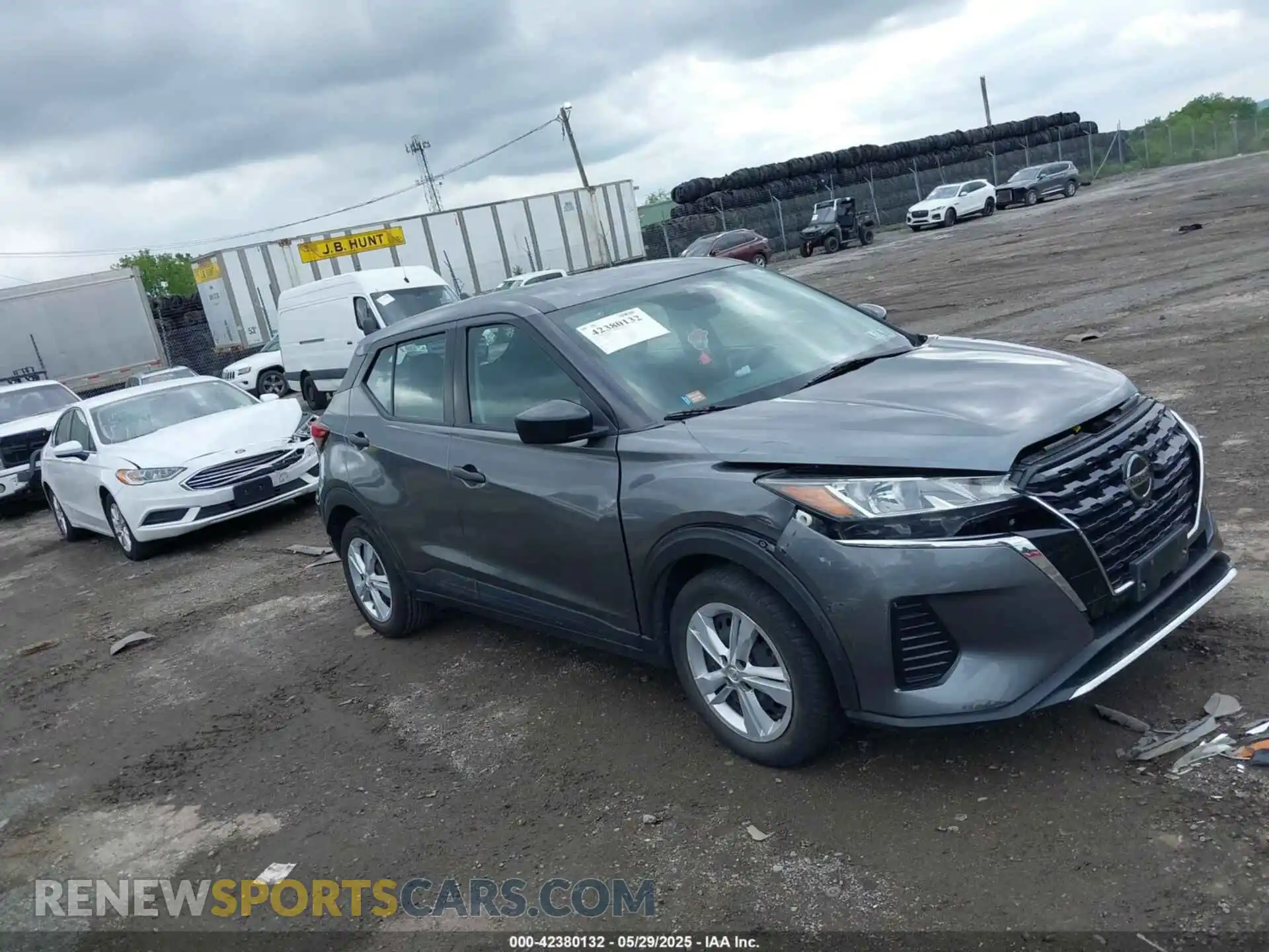 1 Photograph of a damaged car 3N1CP5BV8ML488771 NISSAN KICKS 2021