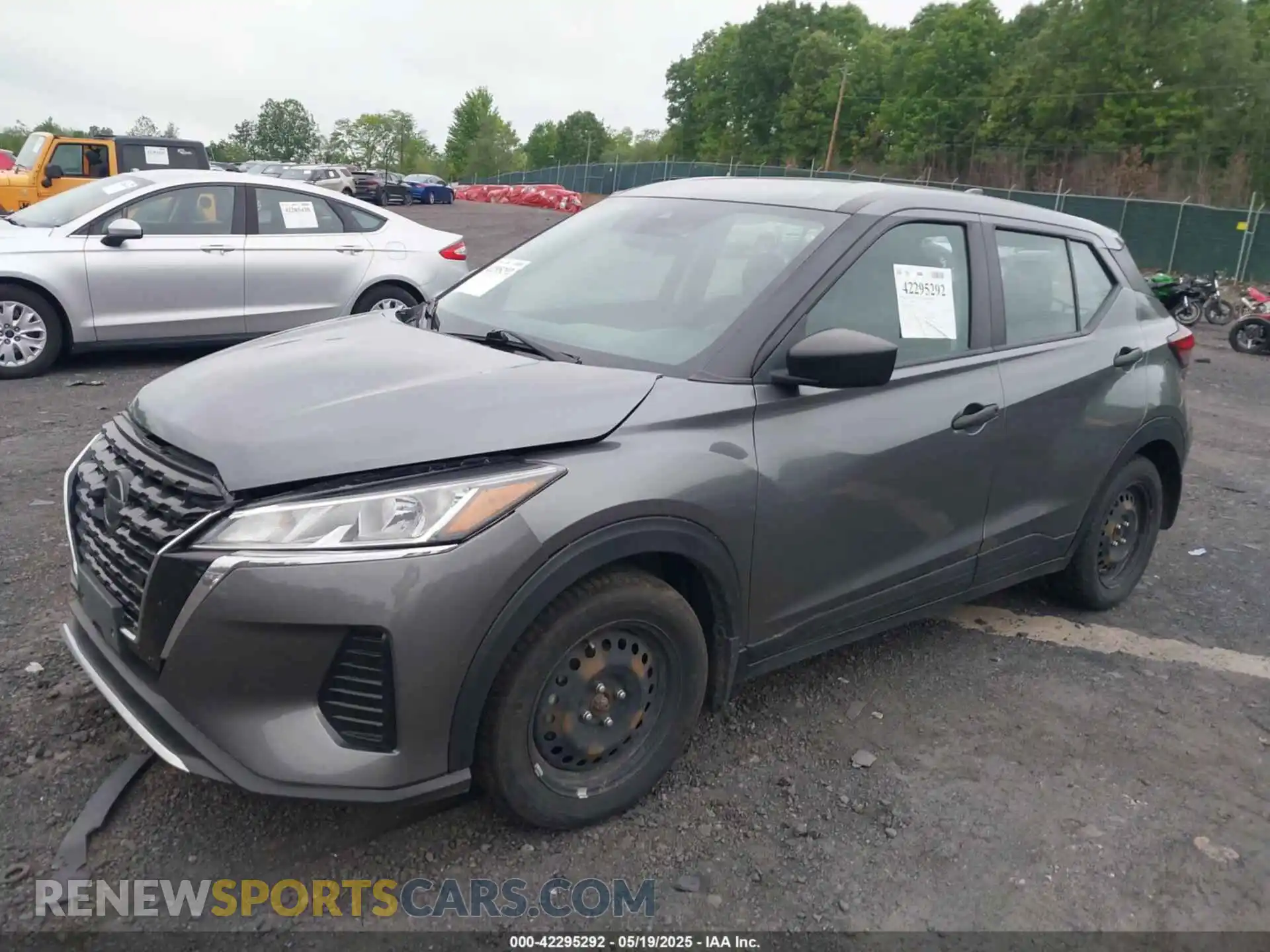 2 Photograph of a damaged car 3N1CP5BV8ML494702 NISSAN KICKS 2021