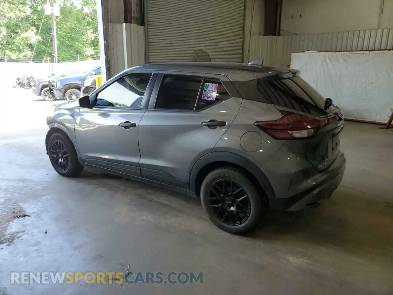 2 Photograph of a damaged car 3N1CP5BV8ML505794 NISSAN KICKS 2021