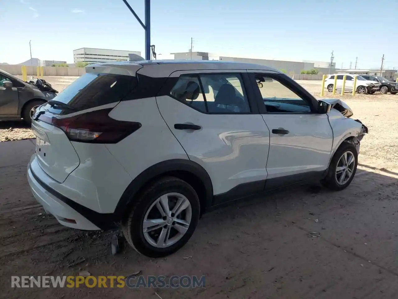 3 Photograph of a damaged car 3N1CP5BV8ML533689 NISSAN KICKS 2021