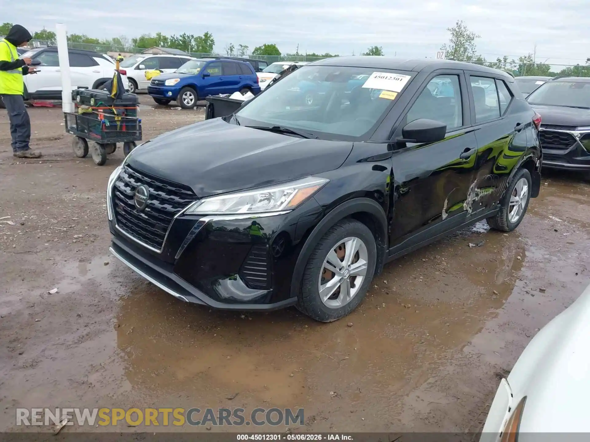 2 Photograph of a damaged car 3N1CP5BV8ML542456 NISSAN KICKS 2021